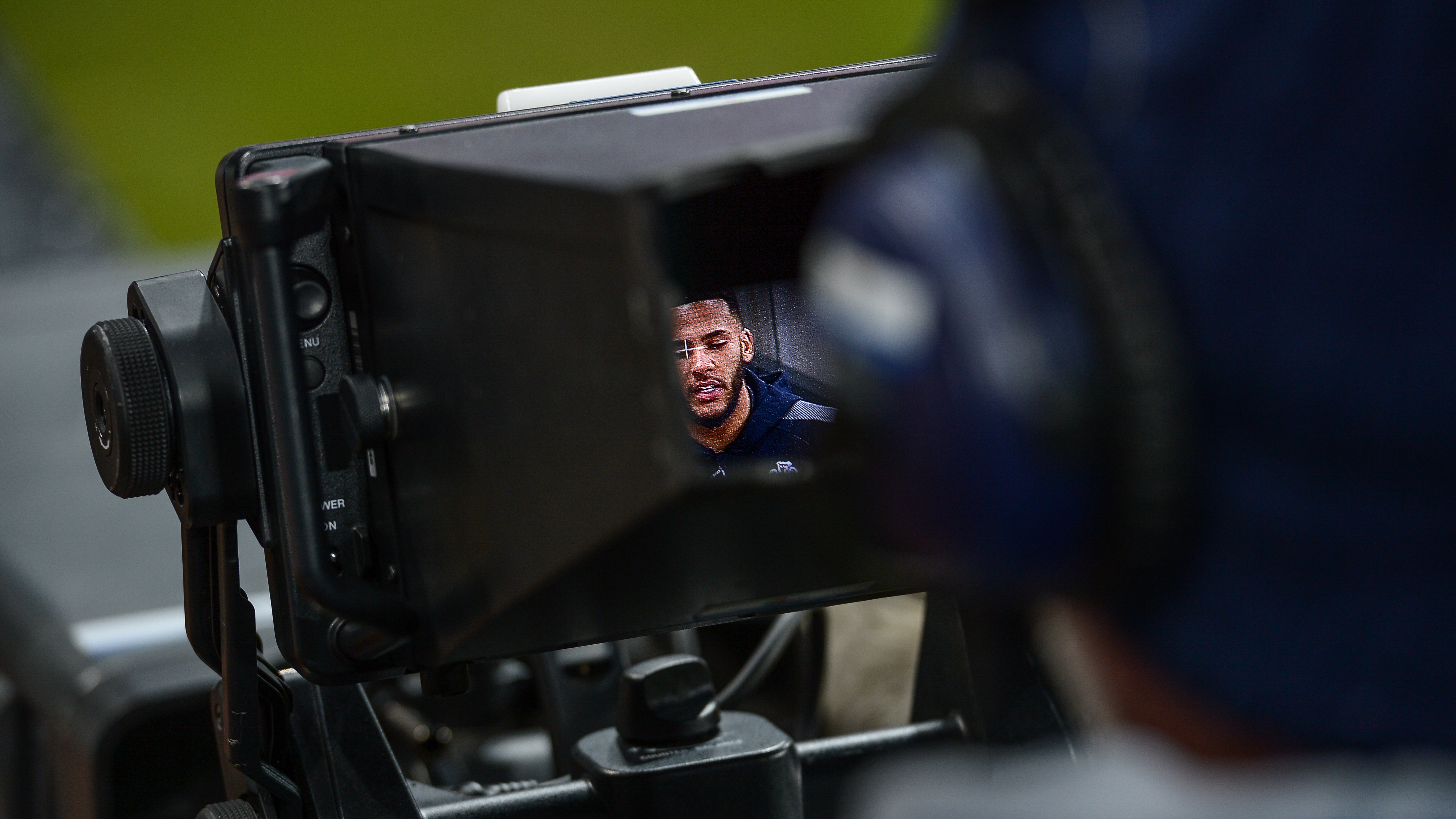 jamaal-lascelles-camera