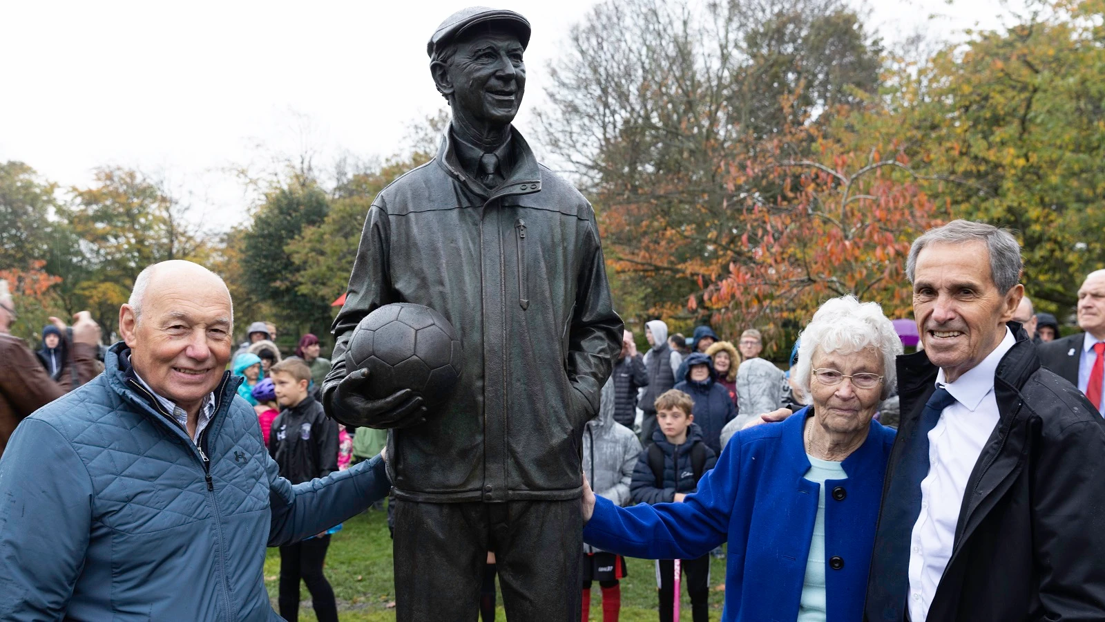 jack-charlton-statue