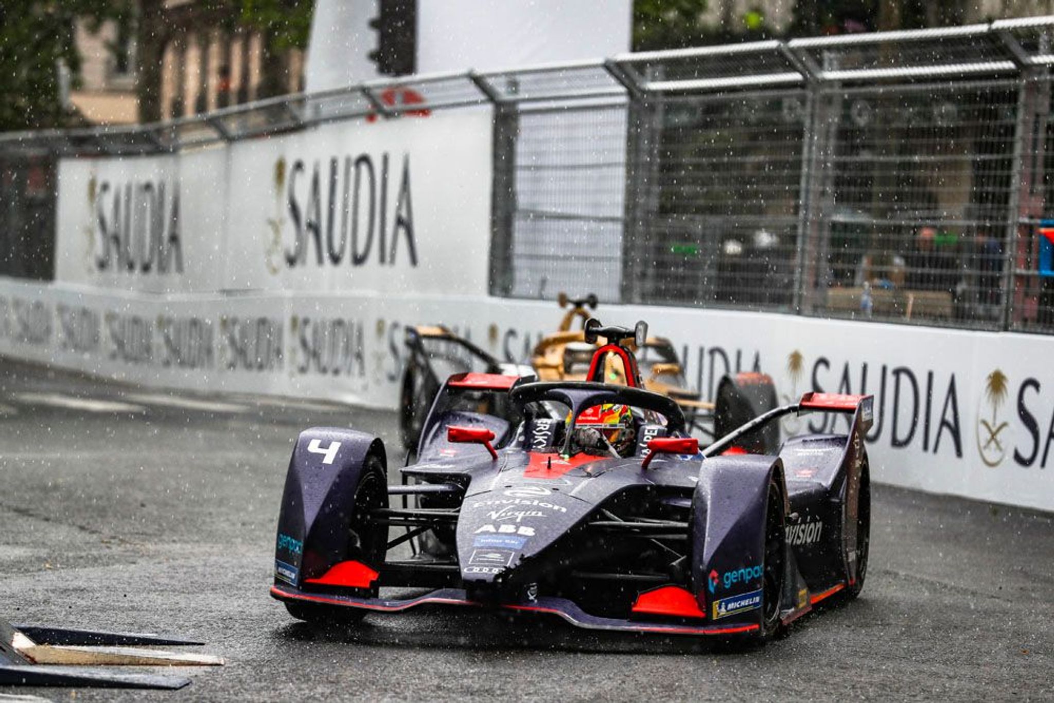 Season 5 history - frijns wins first wet race in paris [MIGRATED CAPTION CUT OFF AT LIMIT]