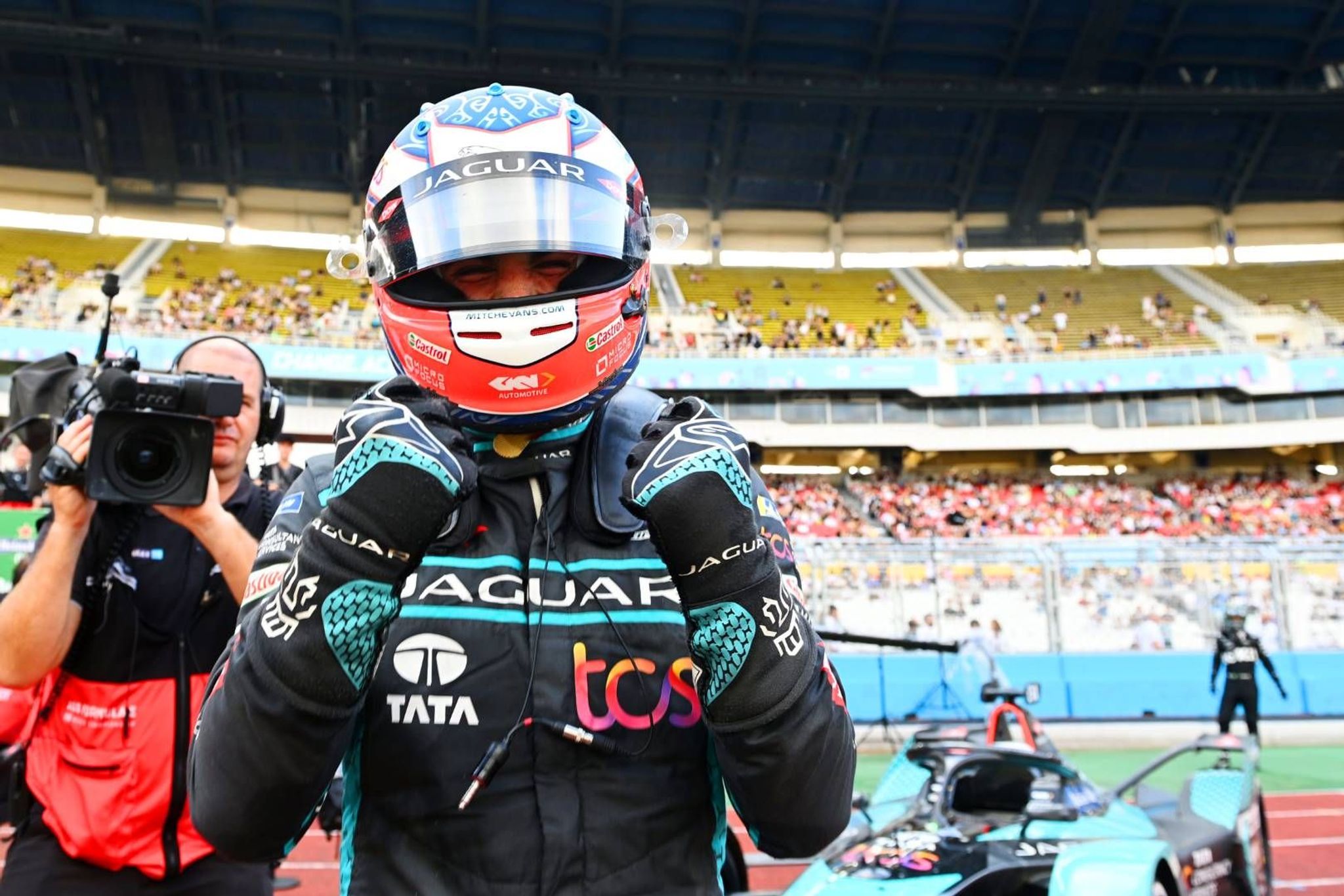 Evans cuts Vandoorne's points lead with Round 15 win in Seoul