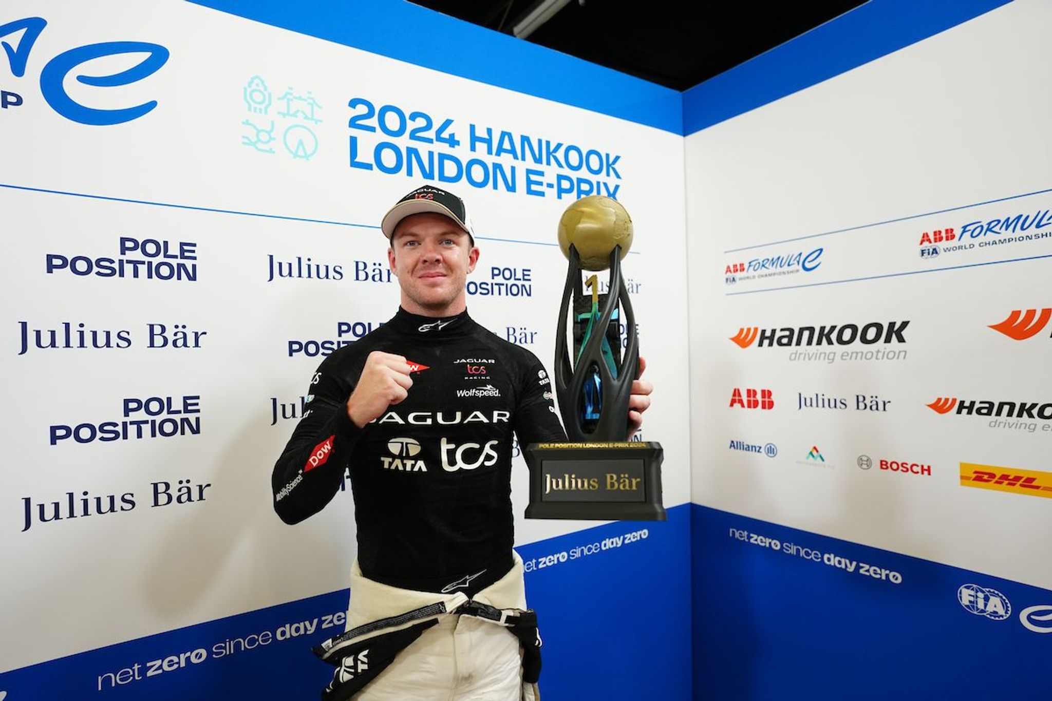 QUALI REPORT: Cassidy bounces back to claim Round 16 pole in London