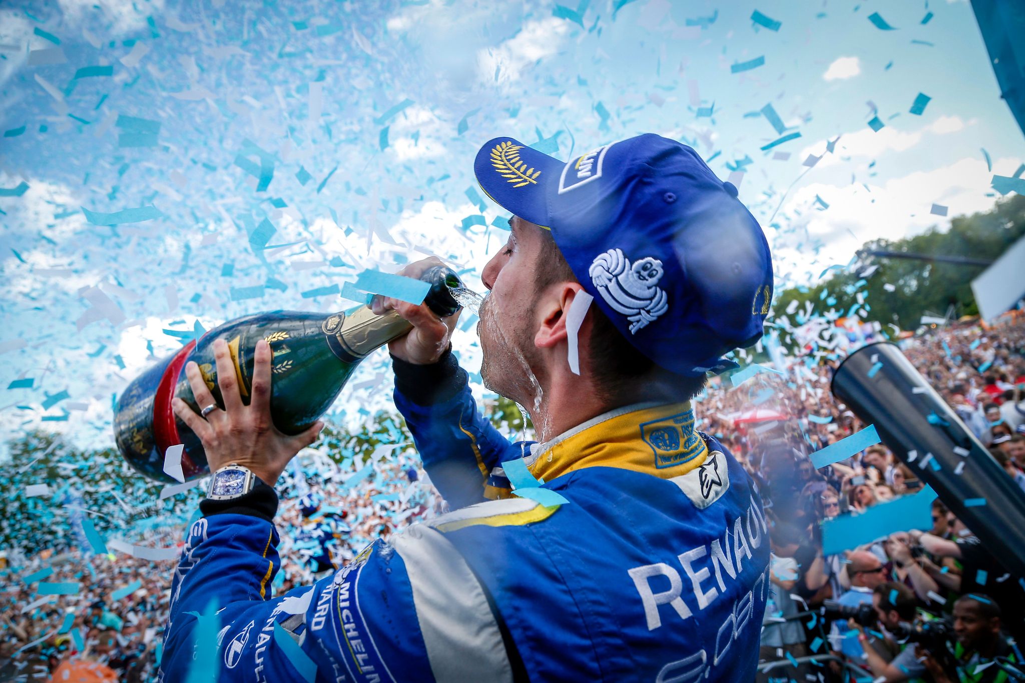 Season 2 history - buemi london 2016 podium