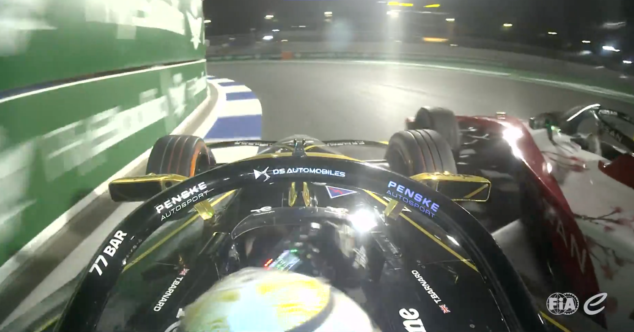 WATCH: Rowland and Barnard make contact at the end of FP1 in Jeddah
