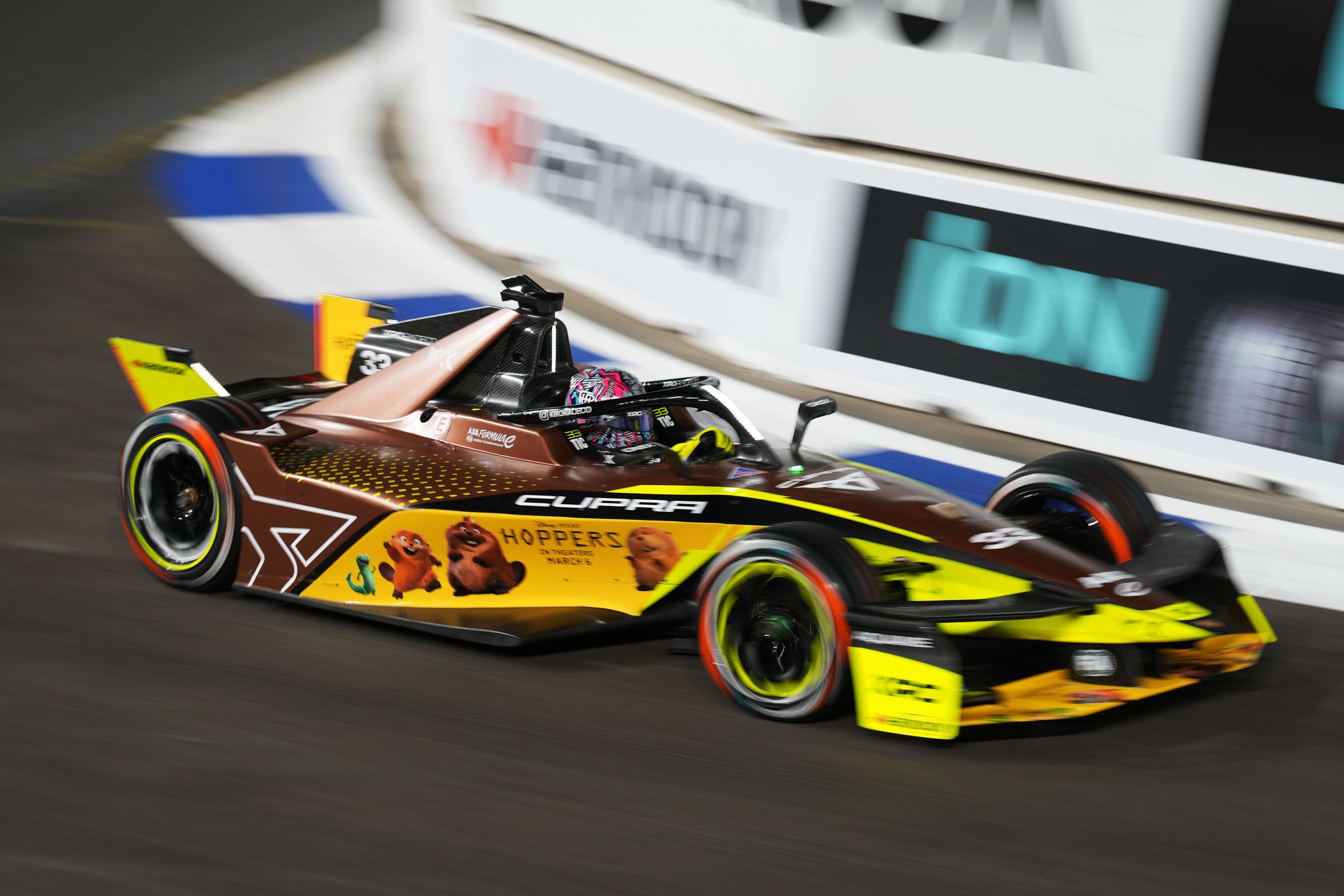 FP2 REPORT: Ticktum quickest in Jeddah as Rowland crashes
