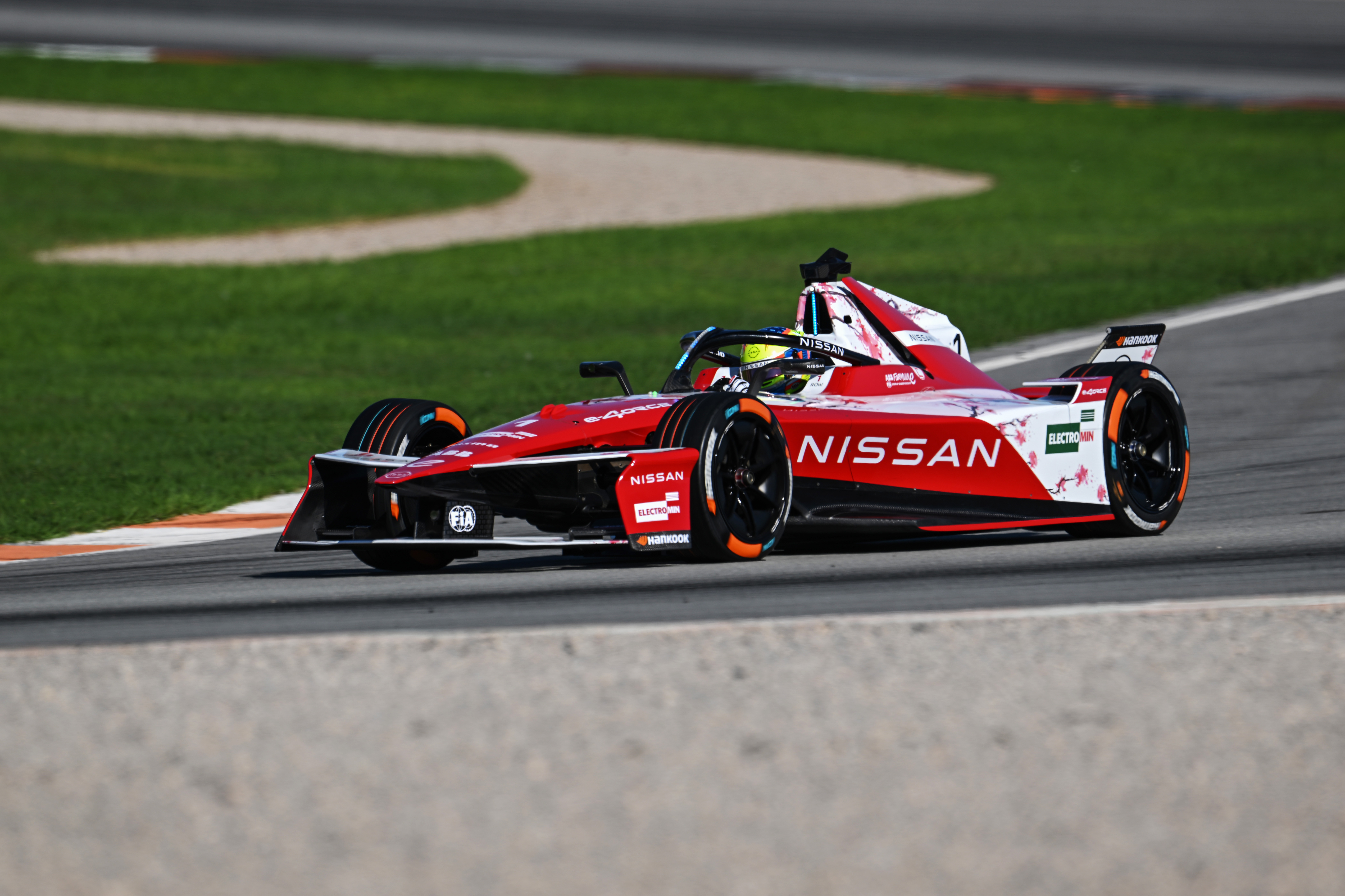 Nissan Team Profile