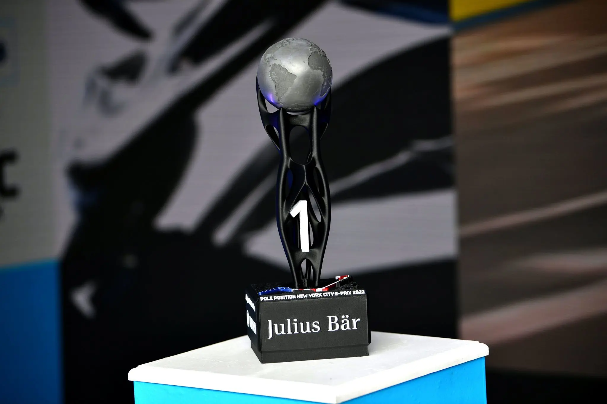 Julius Baer Gallery 6