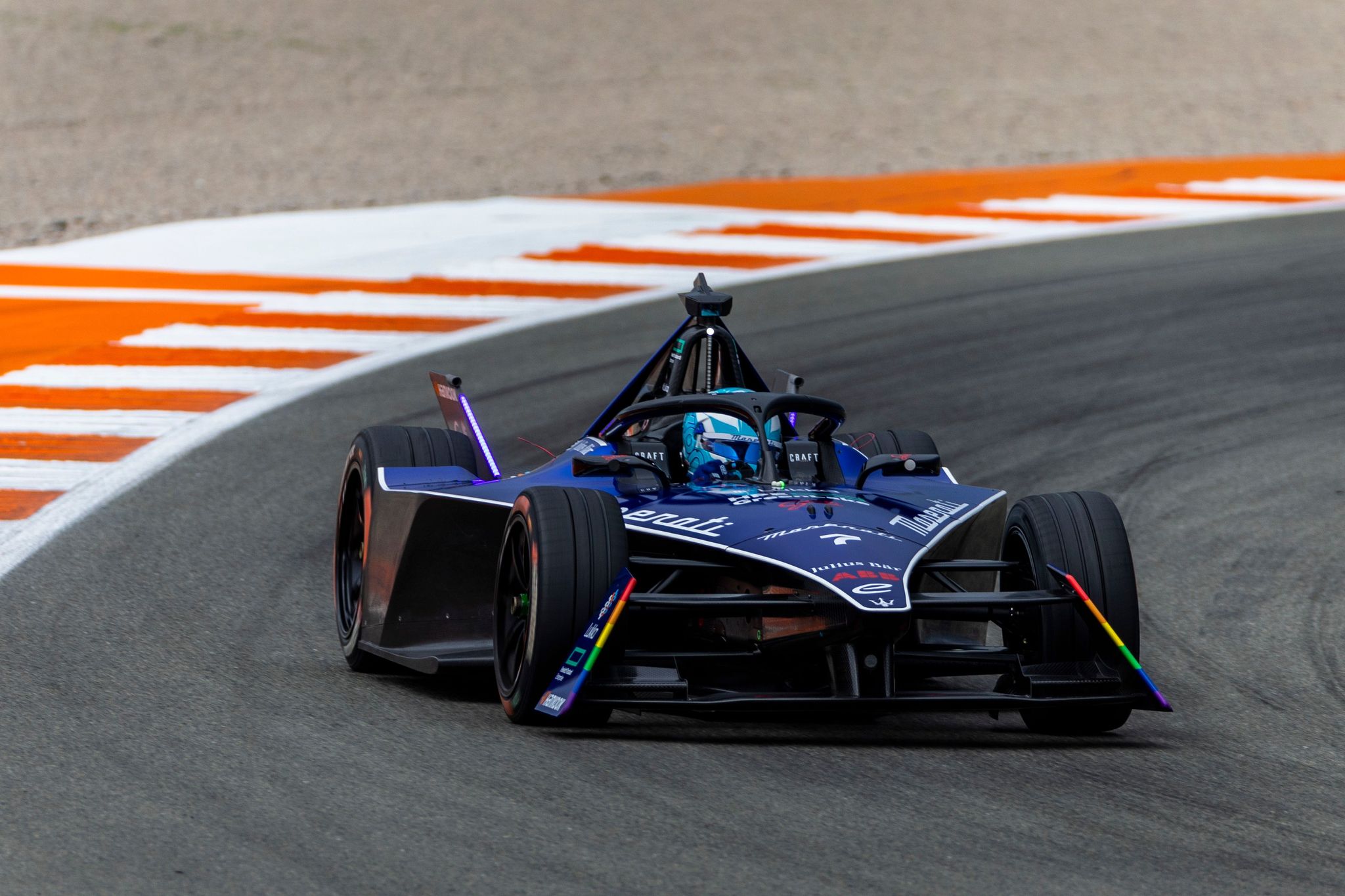Guenther and Maserati end the first day on top