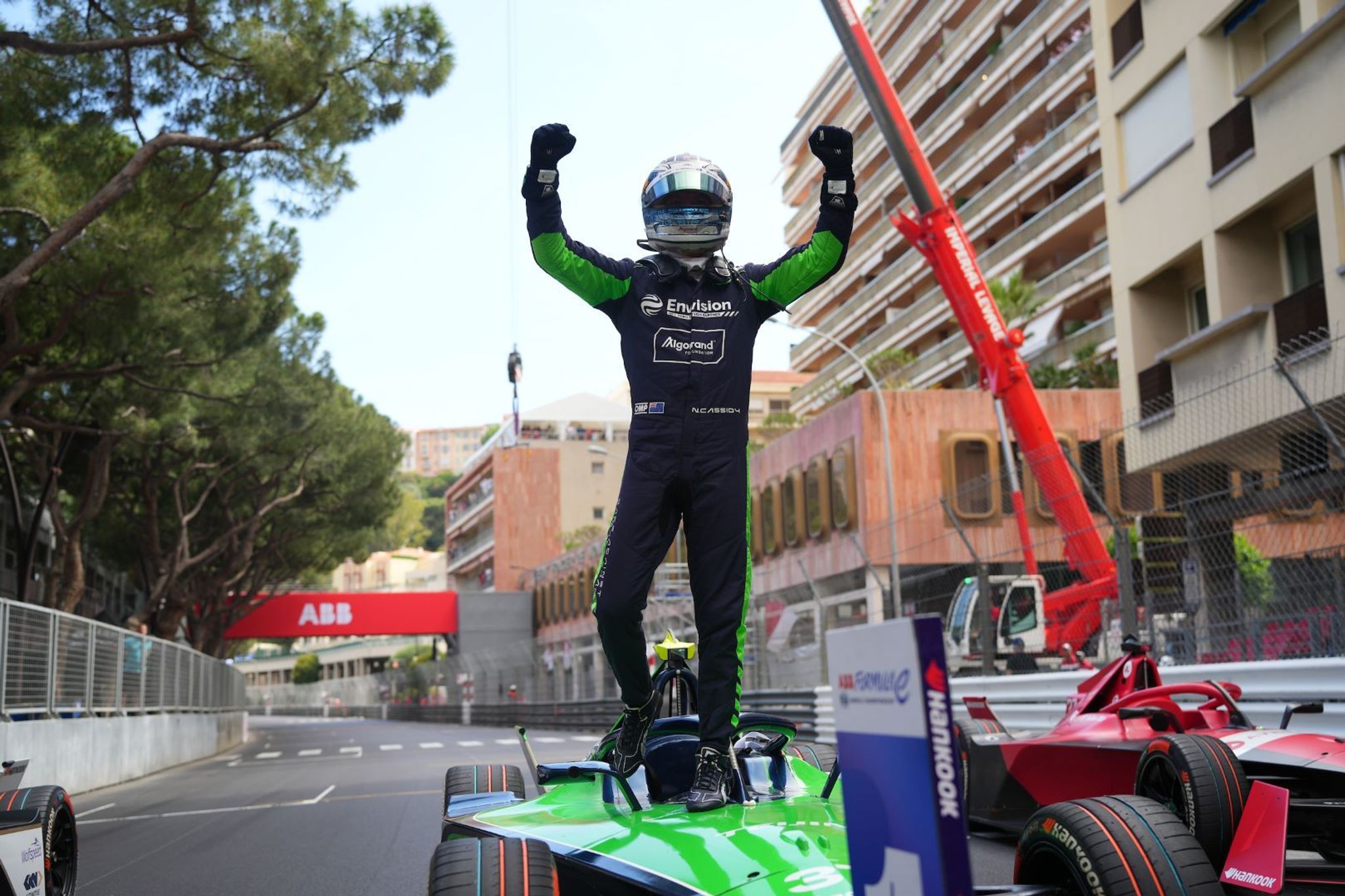 Cassidy wins in Monaco, takes standings lead
