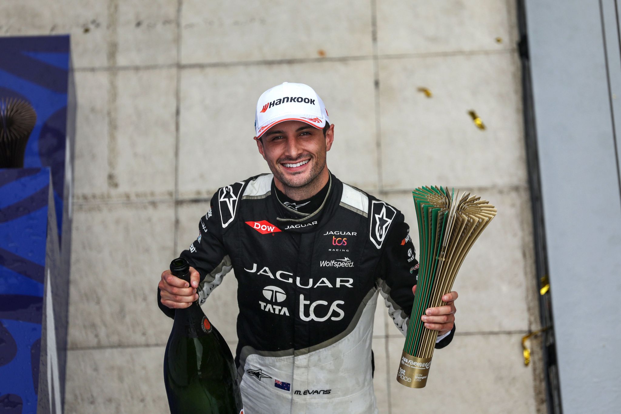 RACE REPORT: Evans secures maiden Shanghai win with last lap magic