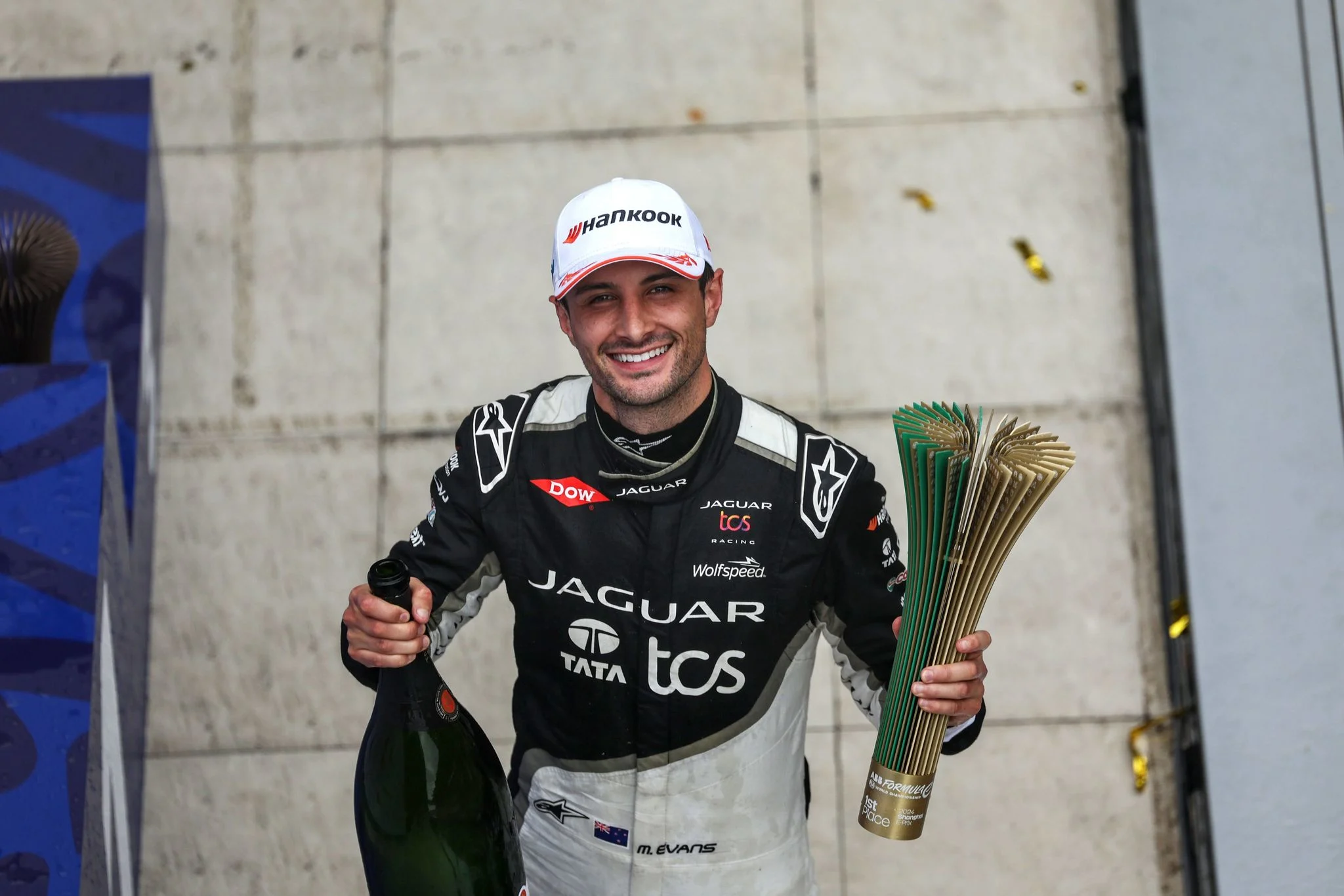 RACE REPORT: Evans secures maiden Shanghai win with last lap magic