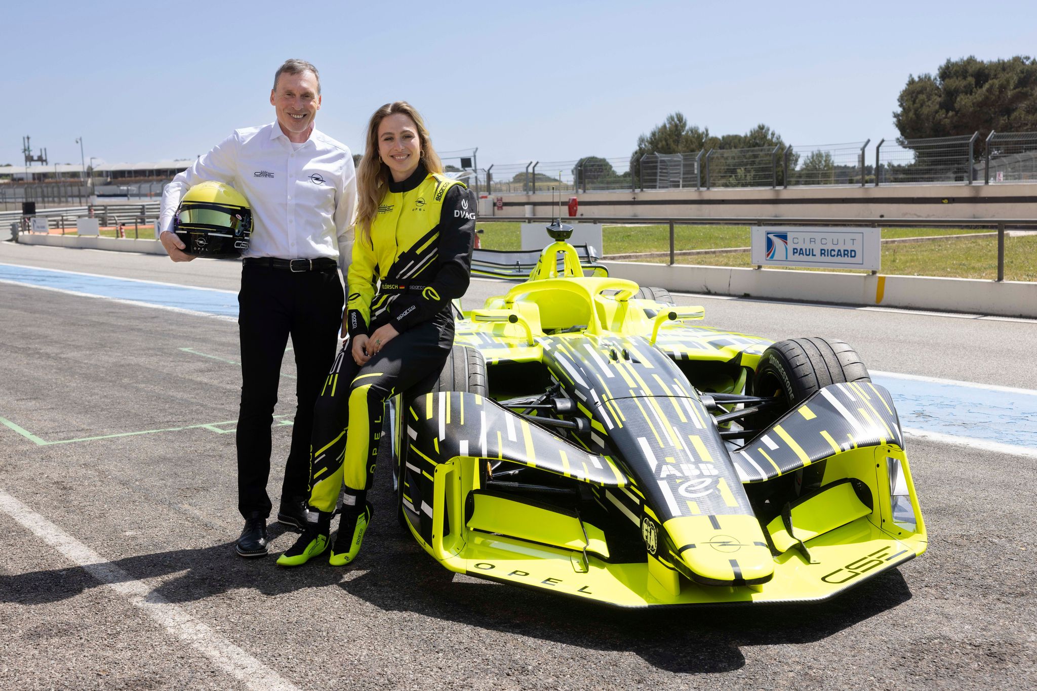 Opel presents new GEN4 Formula E prototype at GEN4 Unleashed
