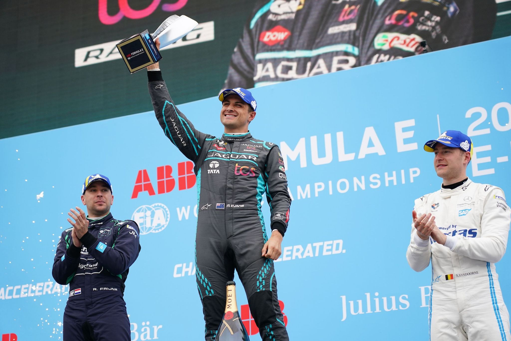 Jaguar's Evans storms to victory on the streets of Rome in Round 4