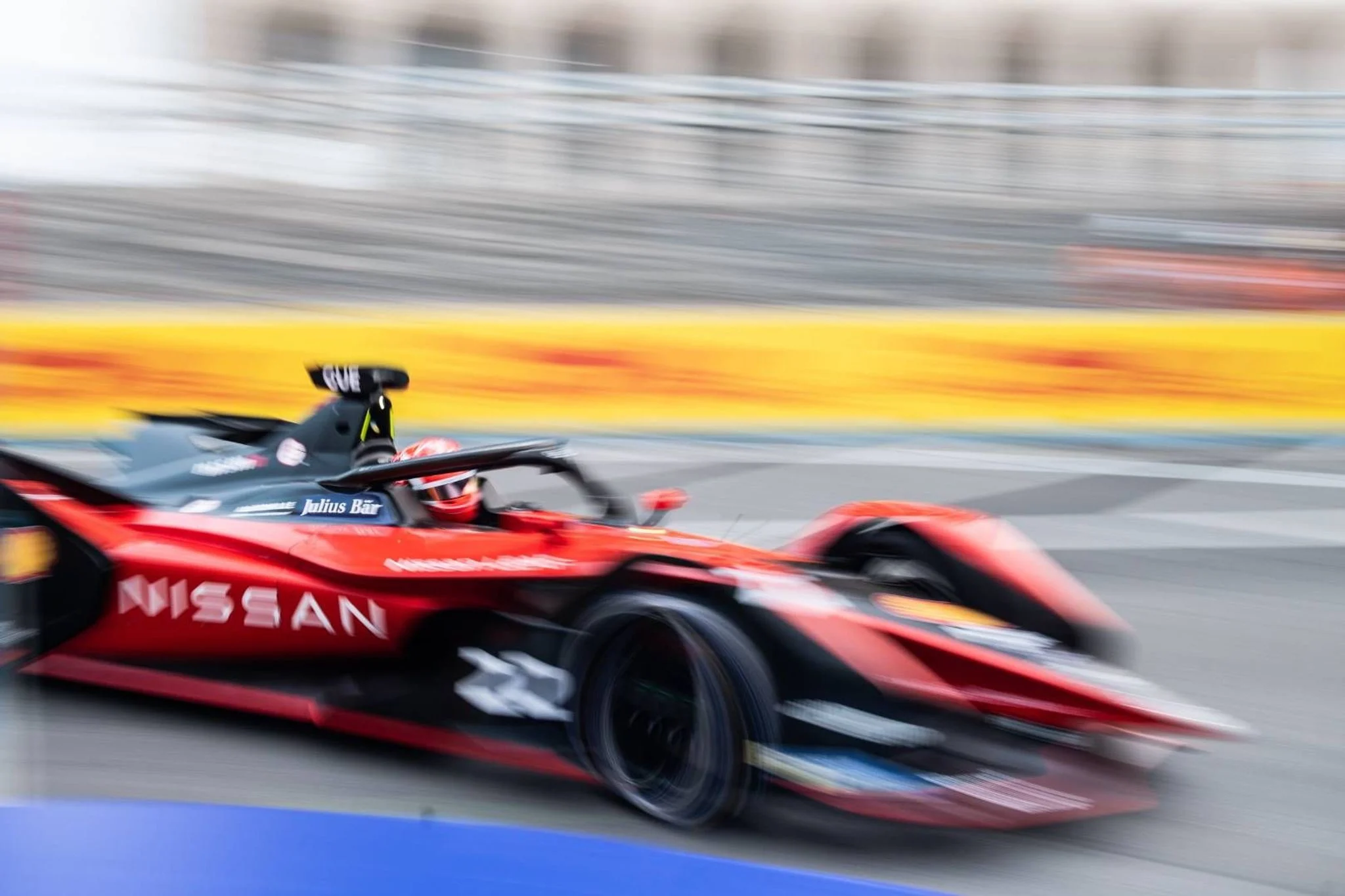 Nissan acquires e.dams race team