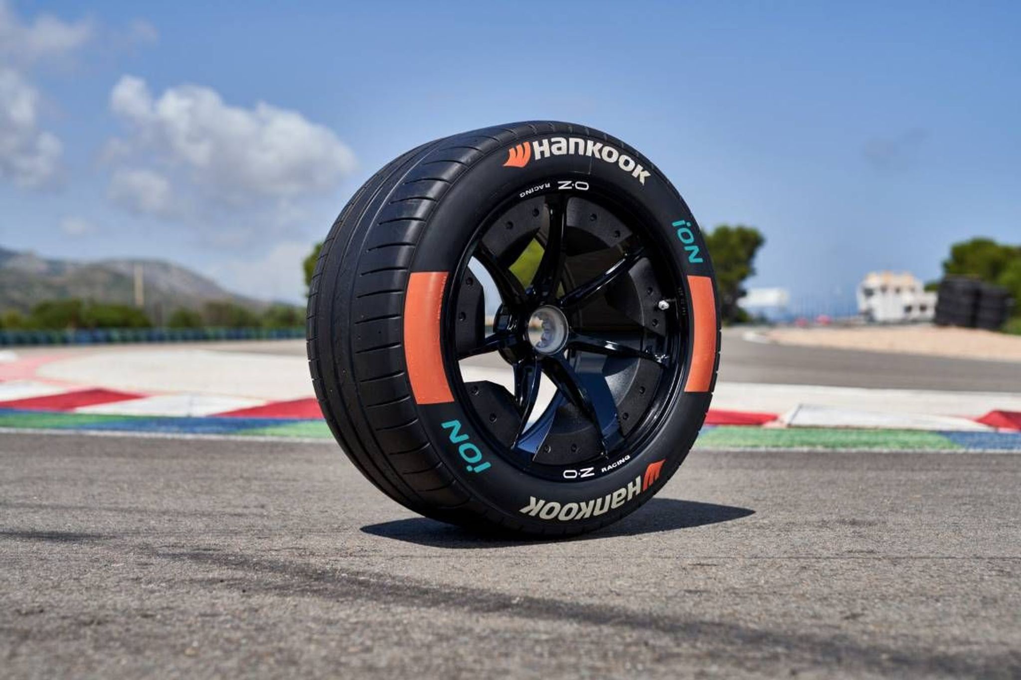 Hankook becomes Tyre Supplier to Formula E