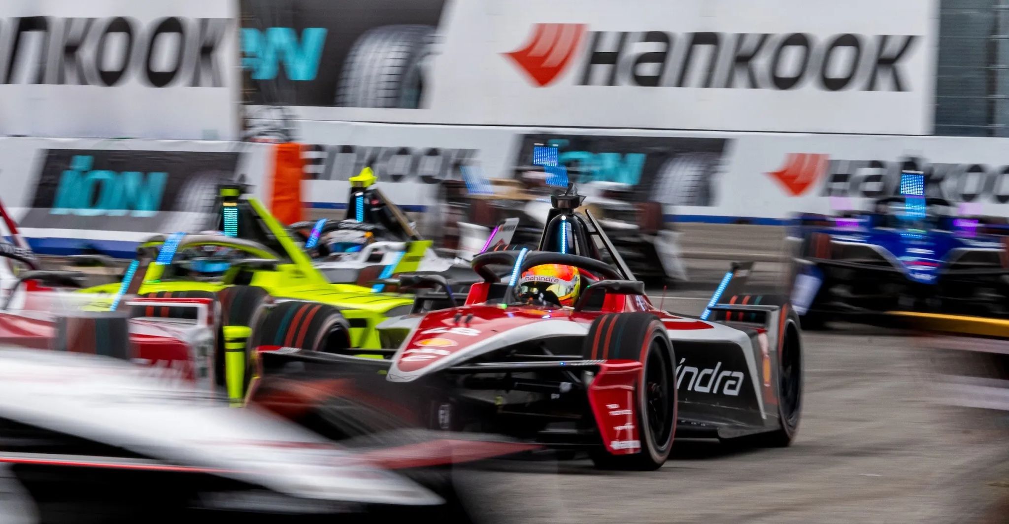 Nyck de Vries and Edo Mortara on a best-ever Mahindra opener
