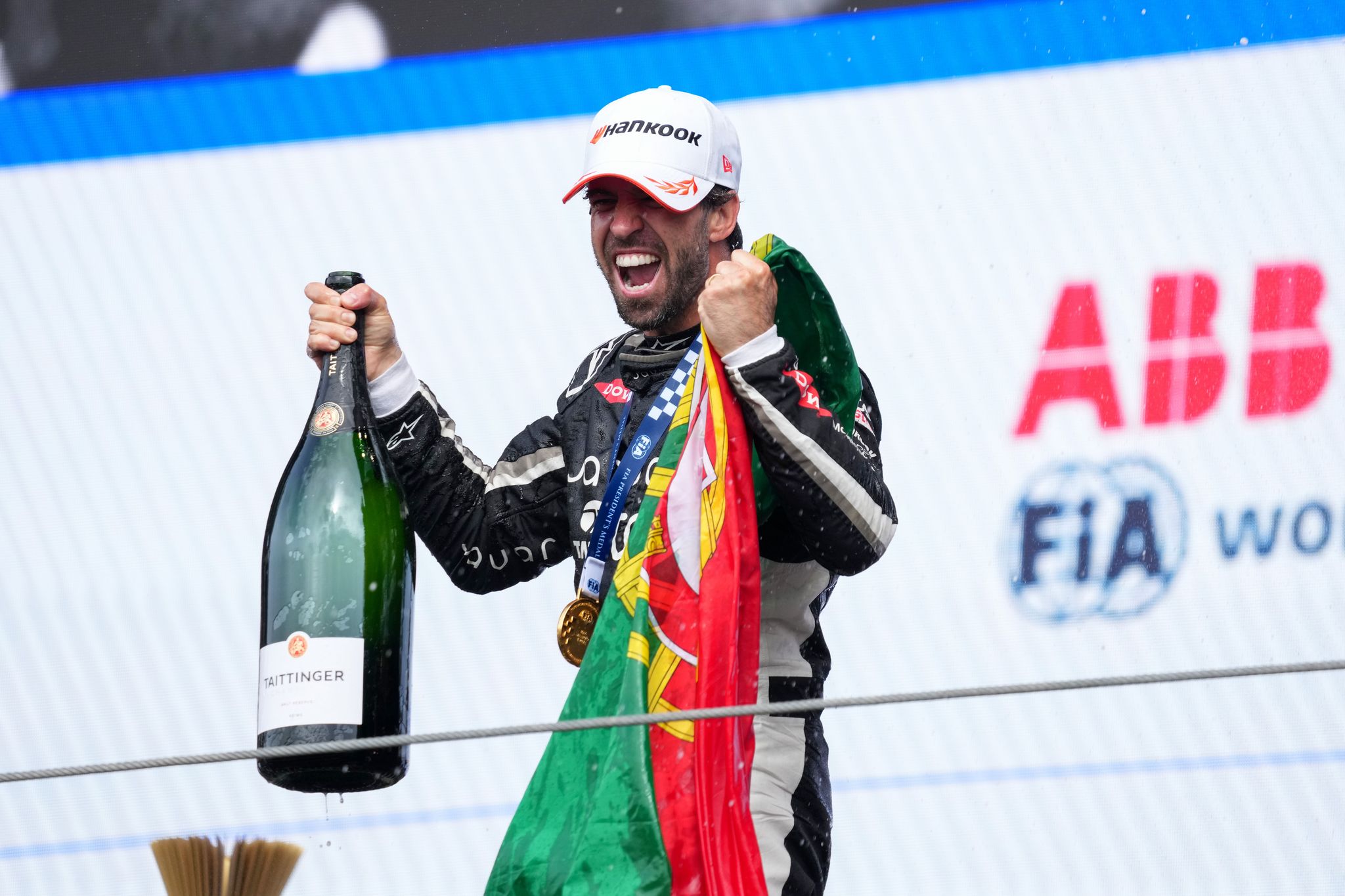 GALLERY: The best photos from the 2026 CUPRA Raval Madrid E-Prix