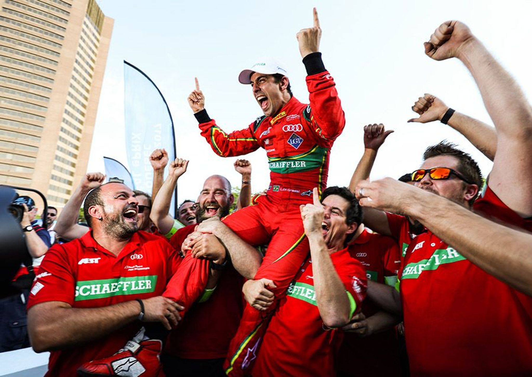 Season 3 history - digrassi-champion [MIGRATED CAPTION CUT OFF AT LIMIT]