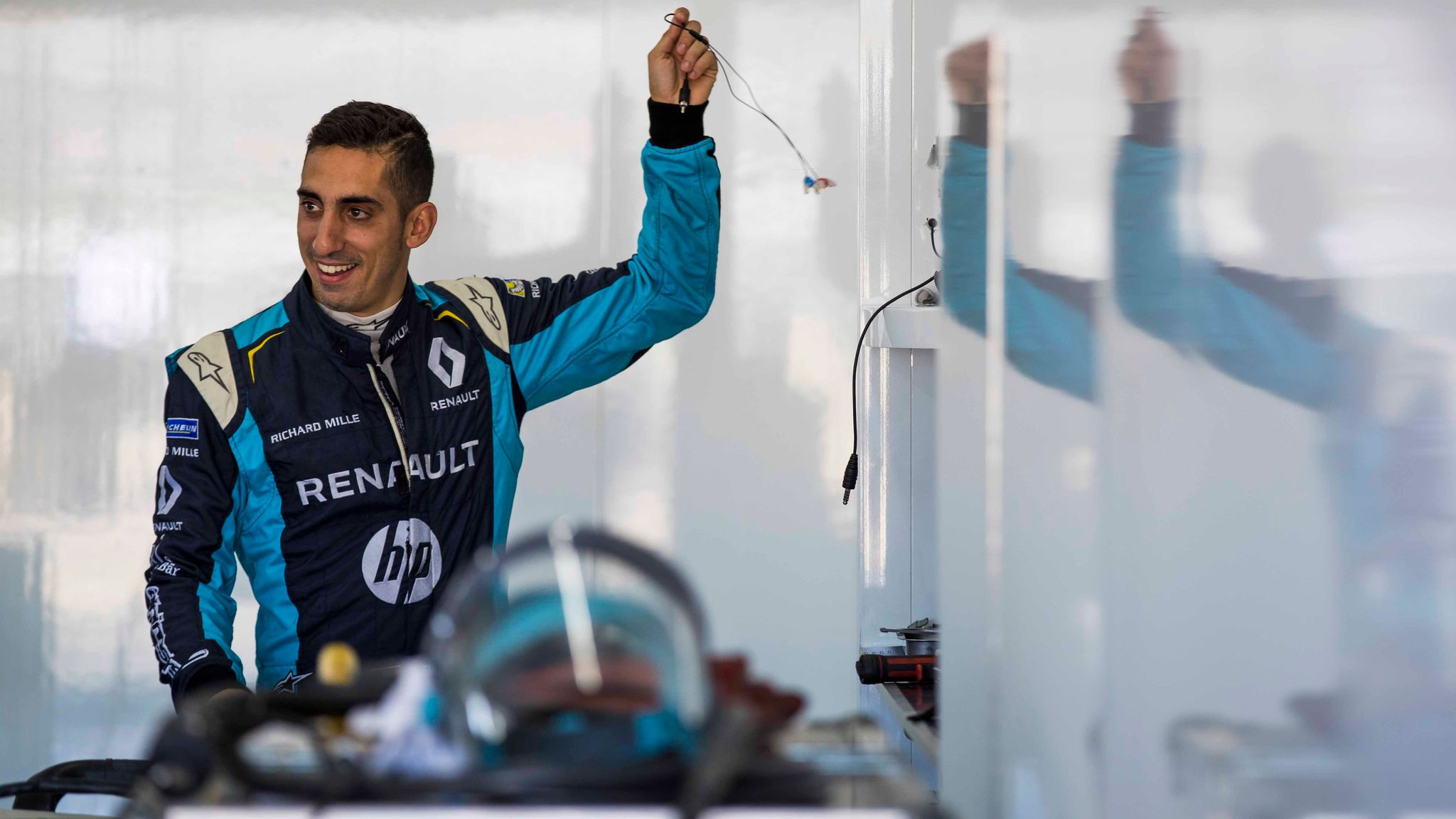 Buemi leads second day of testing in Valencia
