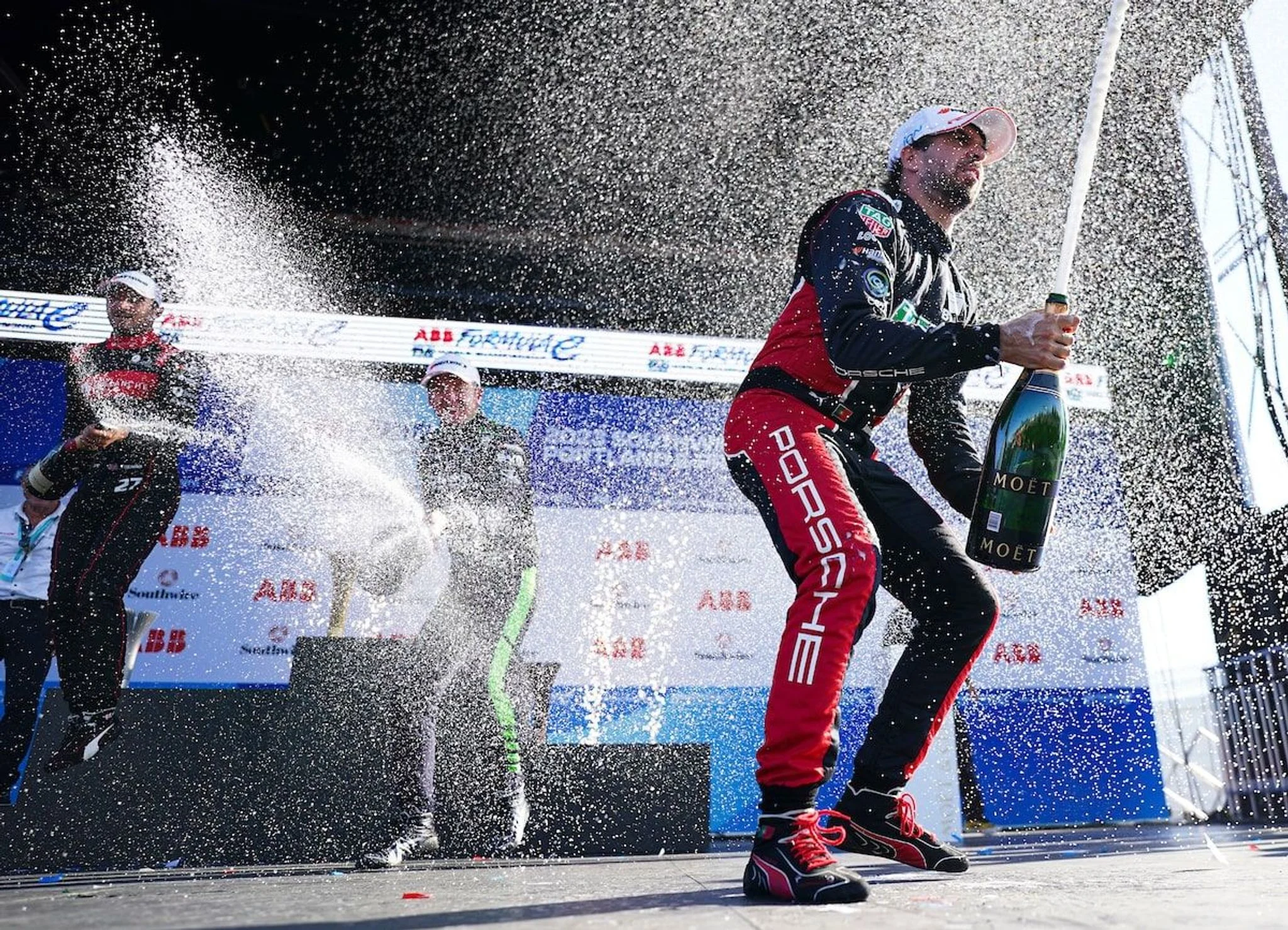 INTERNET REACTS: Southwire Portland E-Prix
