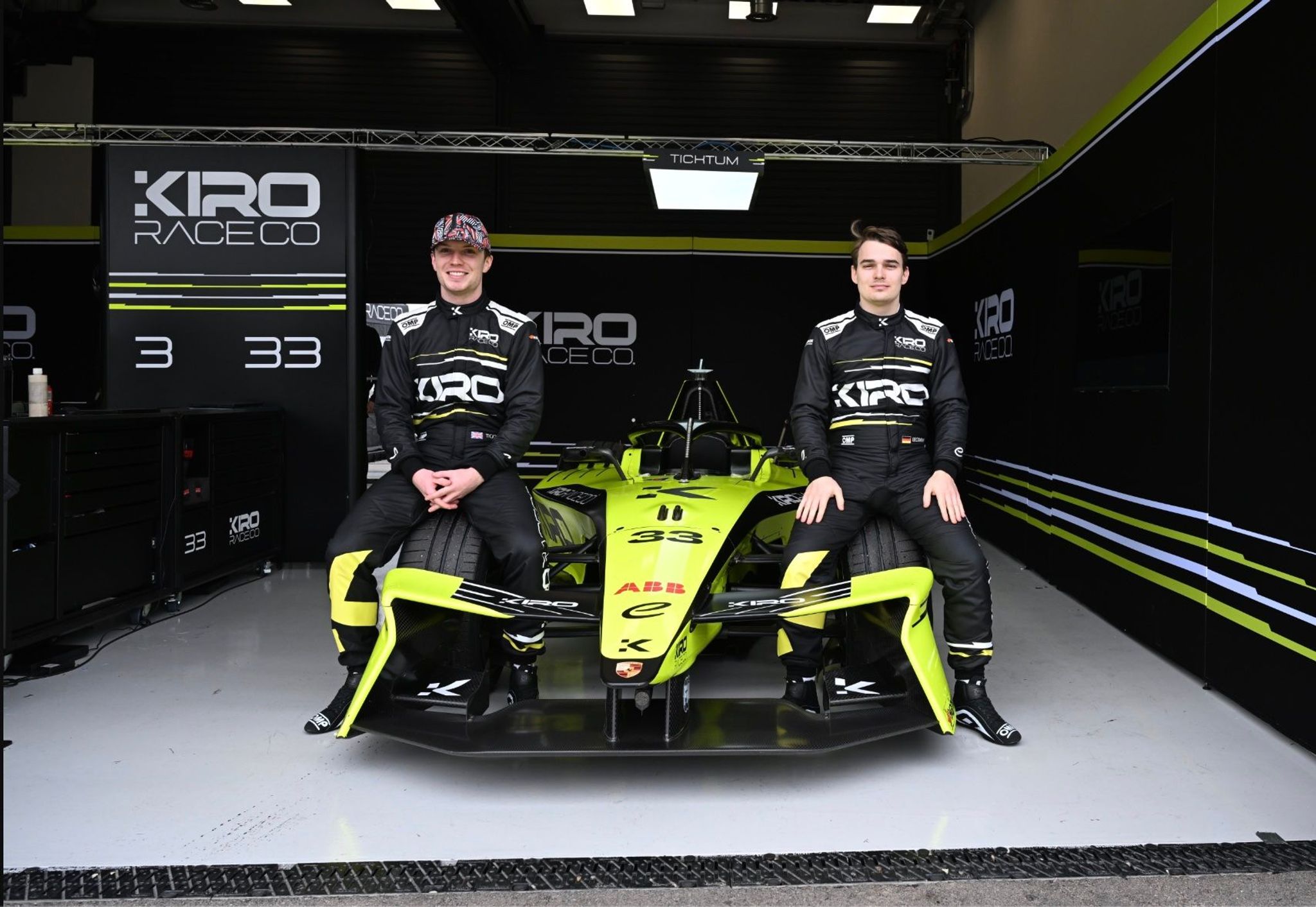 Cupra Kiro signs Dan Ticktum and David Beckmann for Season 11