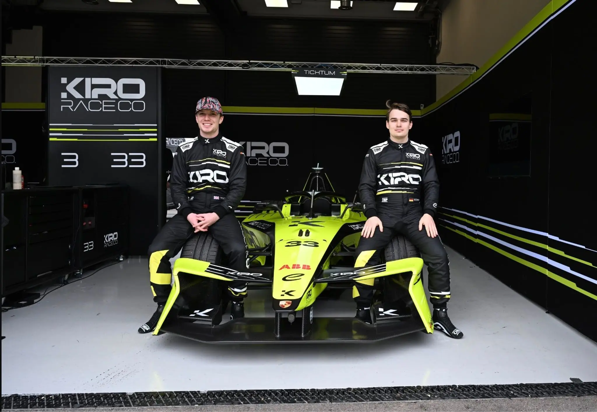Cupra Kiro signs Dan Ticktum and David Beckmann for Season 11