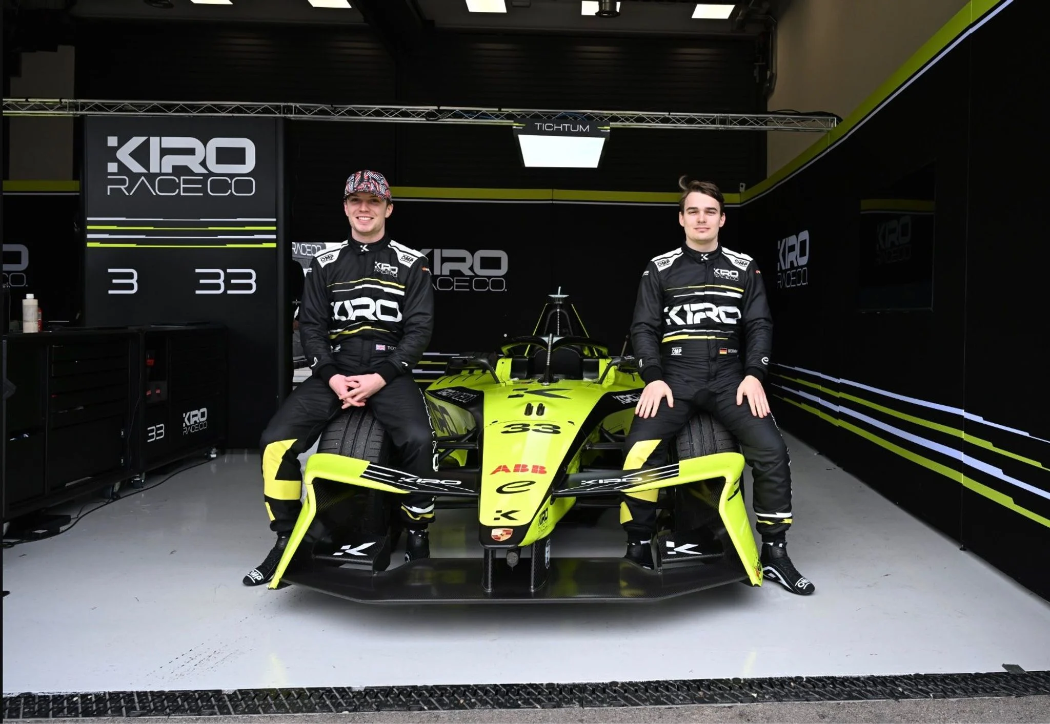 Cupra Kiro signs Dan Ticktum and David Beckmann for Season 11