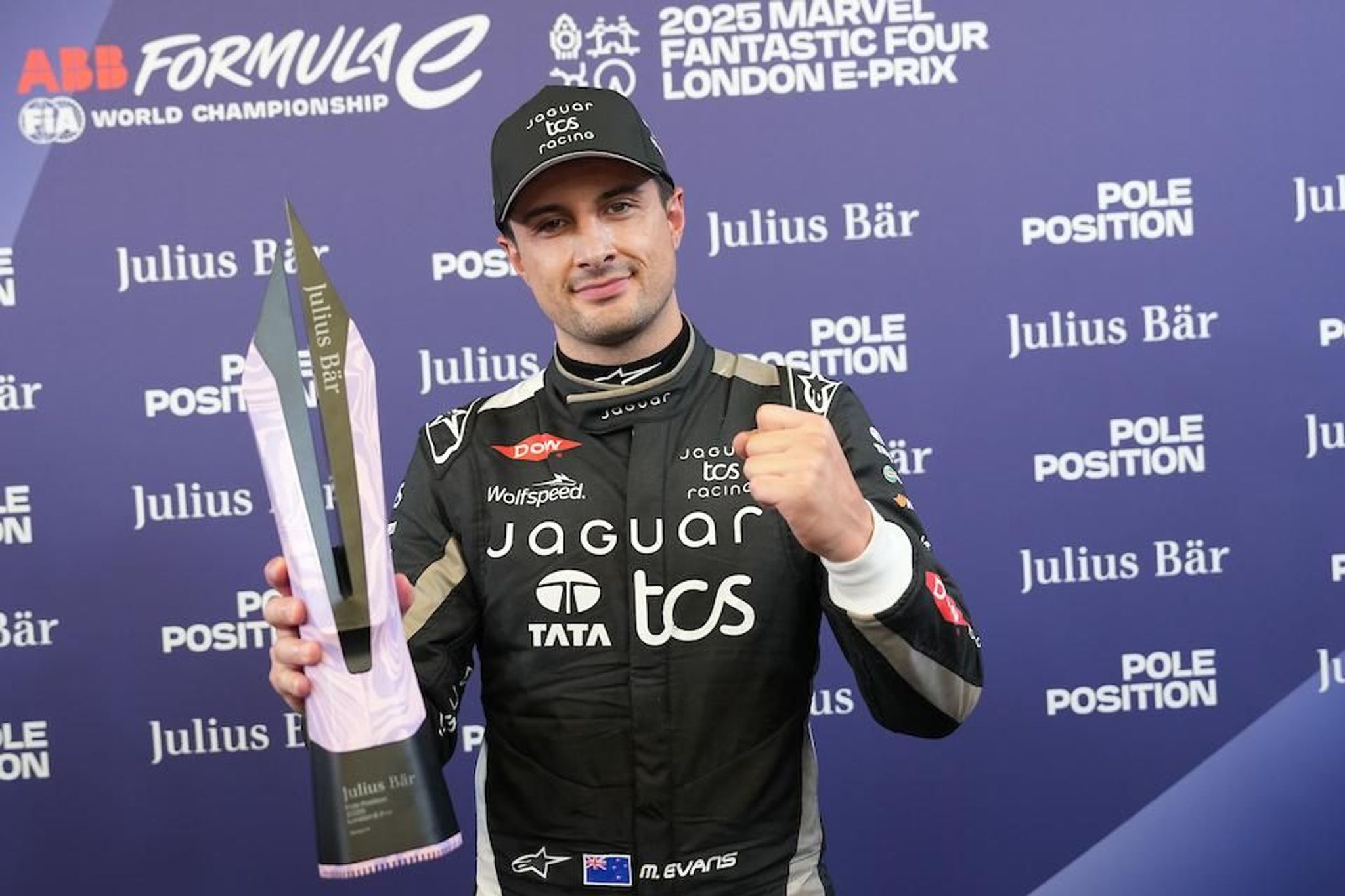 QUALI REPORT: Evans storms to sensational pole for Jaguar in London