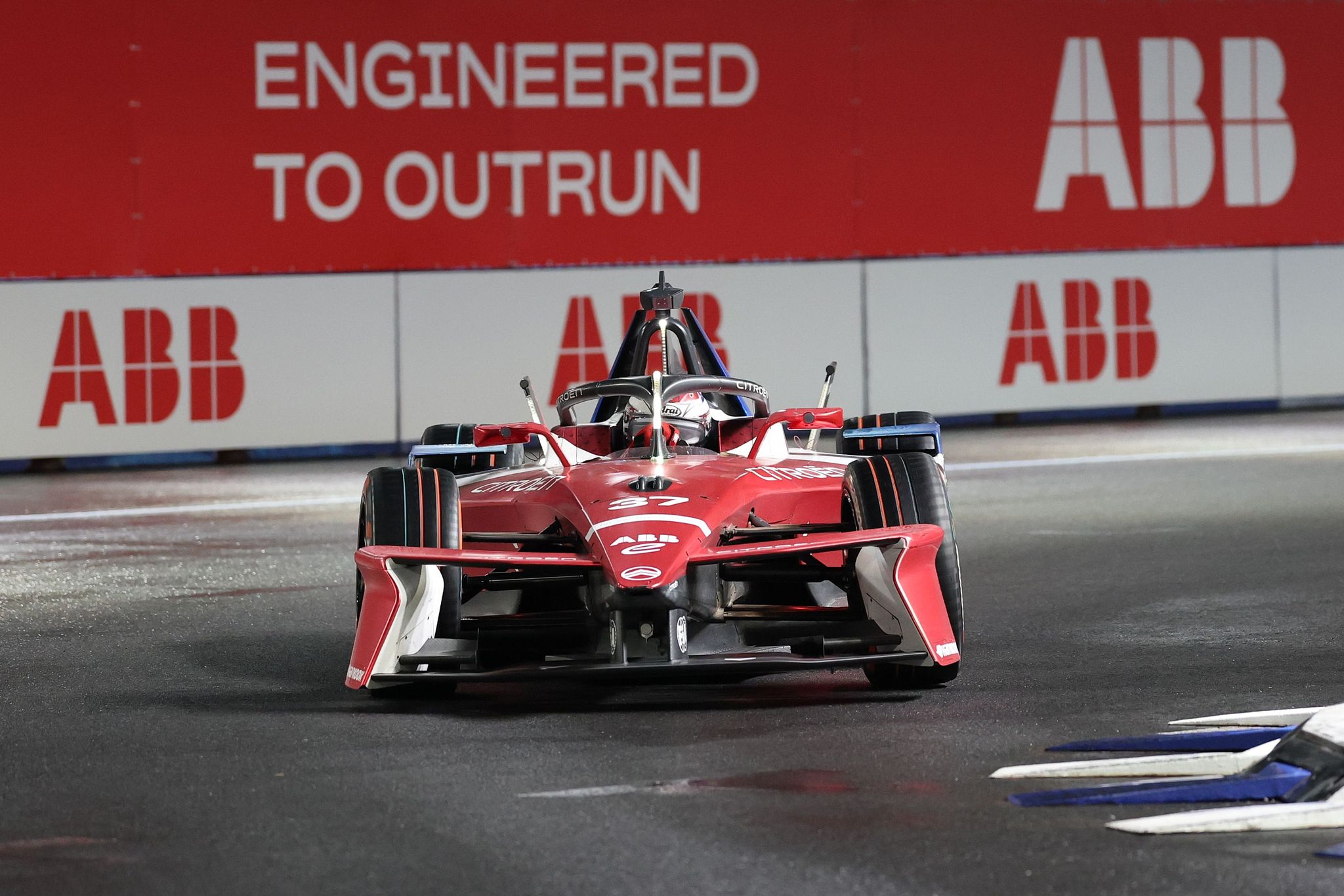 Cassidy and Vergne to continue with Citroën Racing into GEN… - ABB