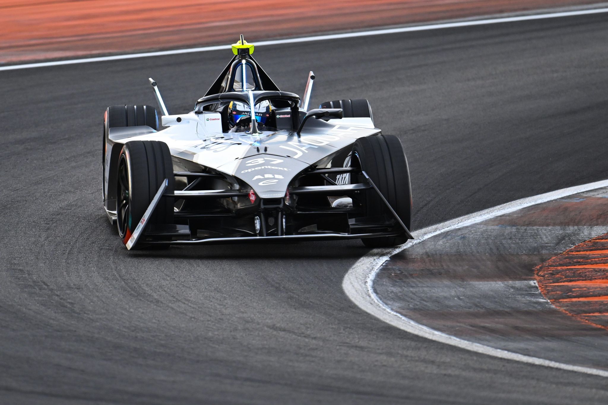 Barclay on Jaguar's strong start to Season 10