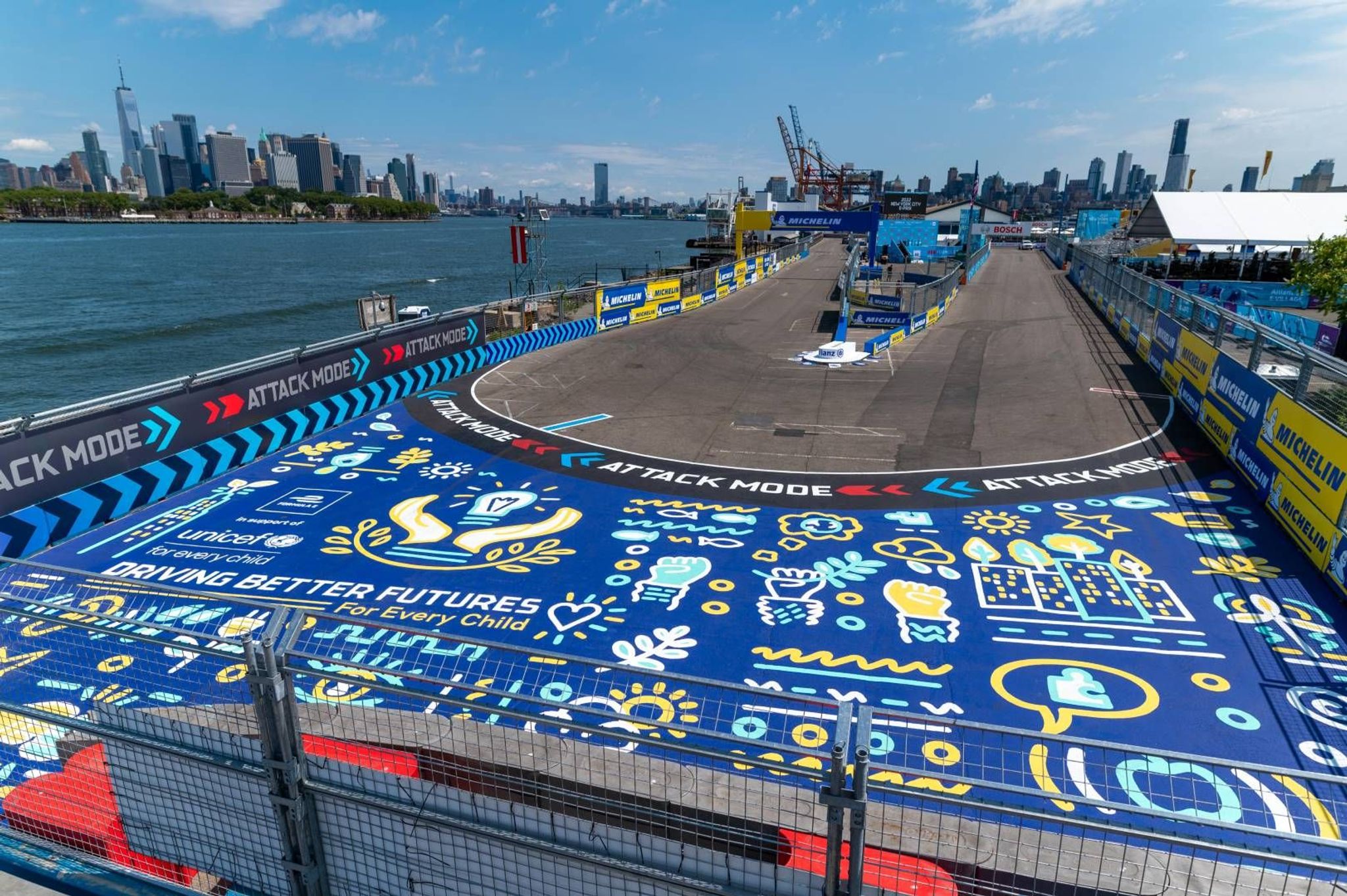US youth show the world their vision for the future