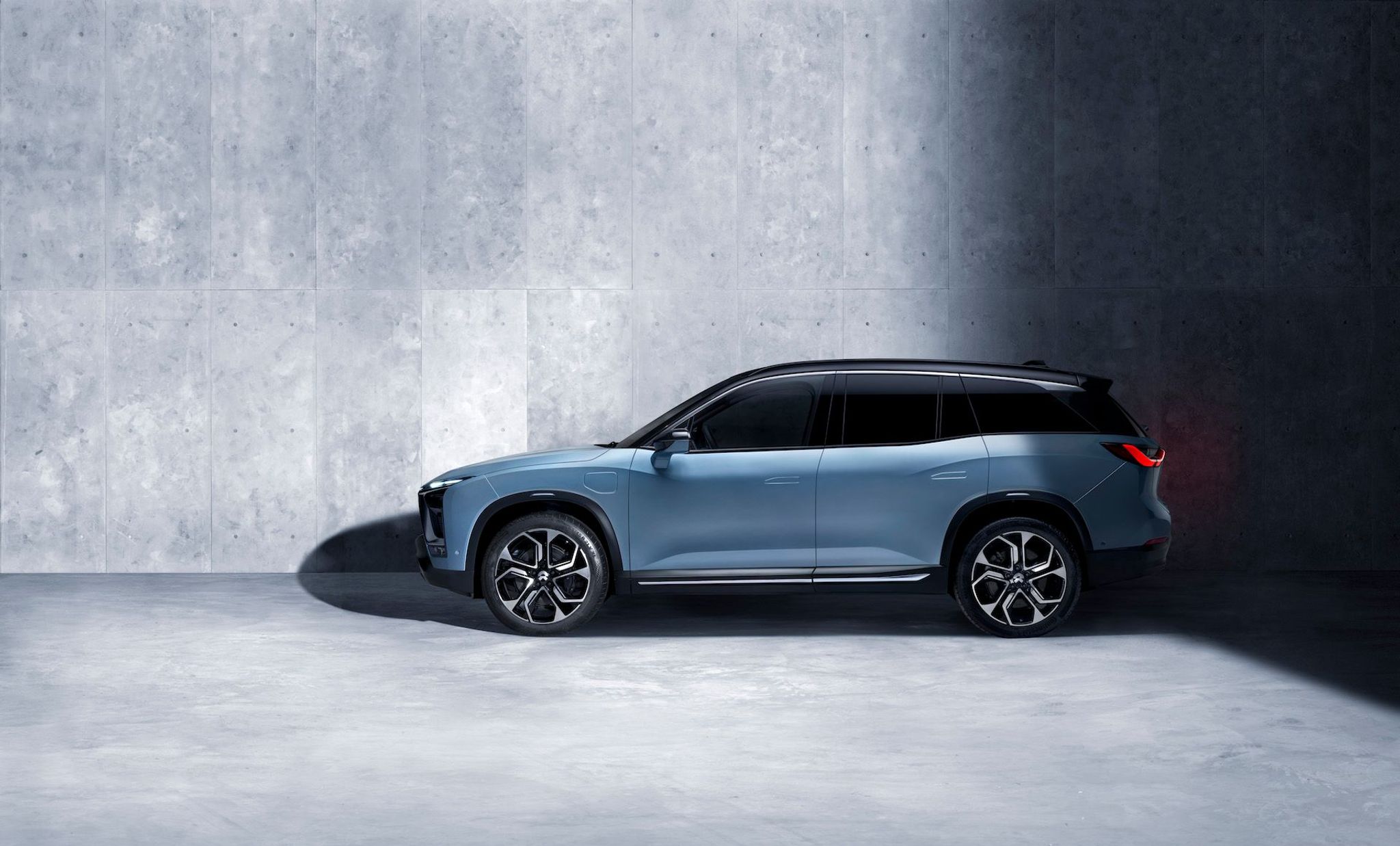 Introducing: the all-electric NIO ES8
