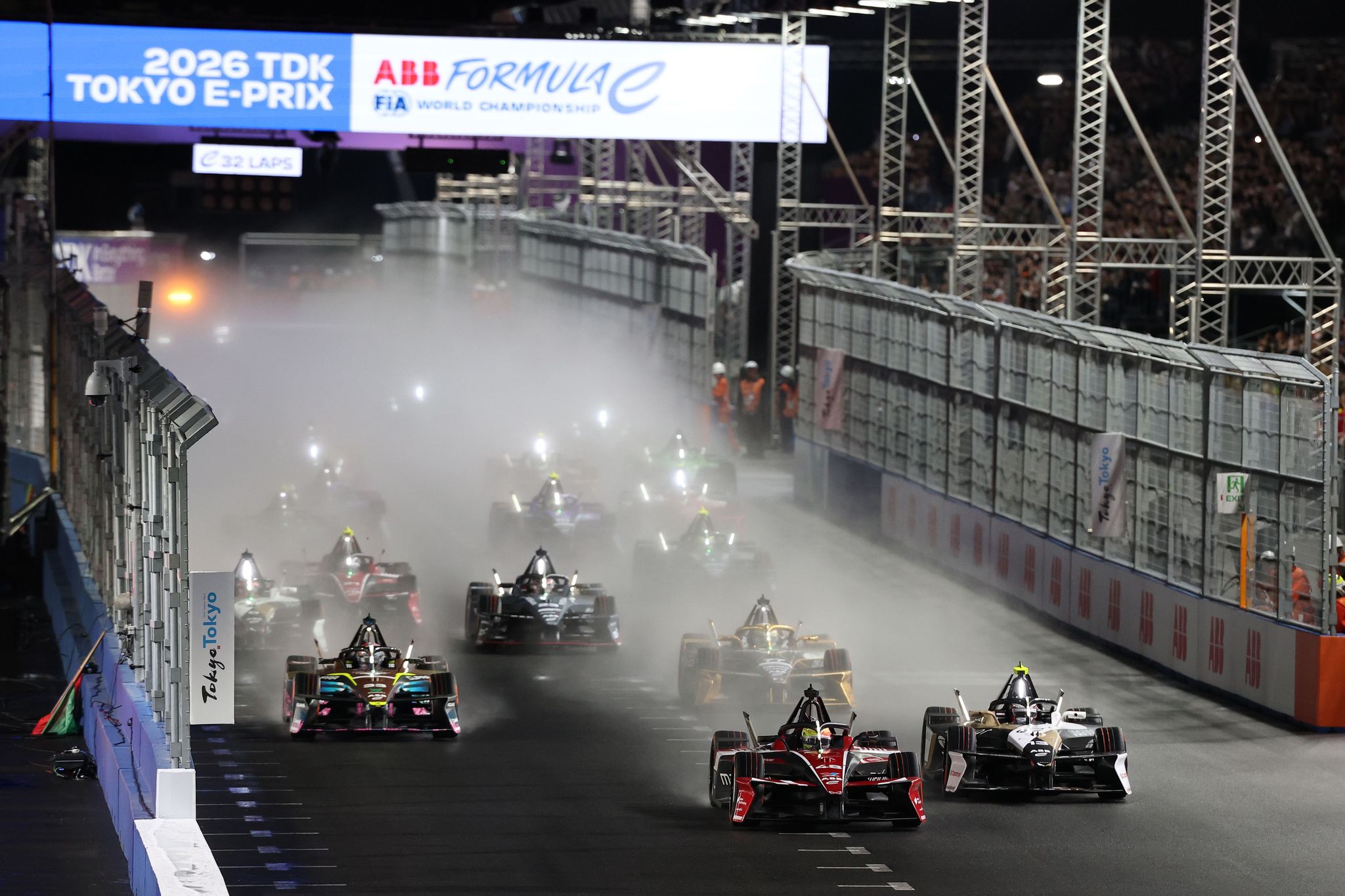 FULL RACE: Watch both races from the Tokyo nighttime double-header