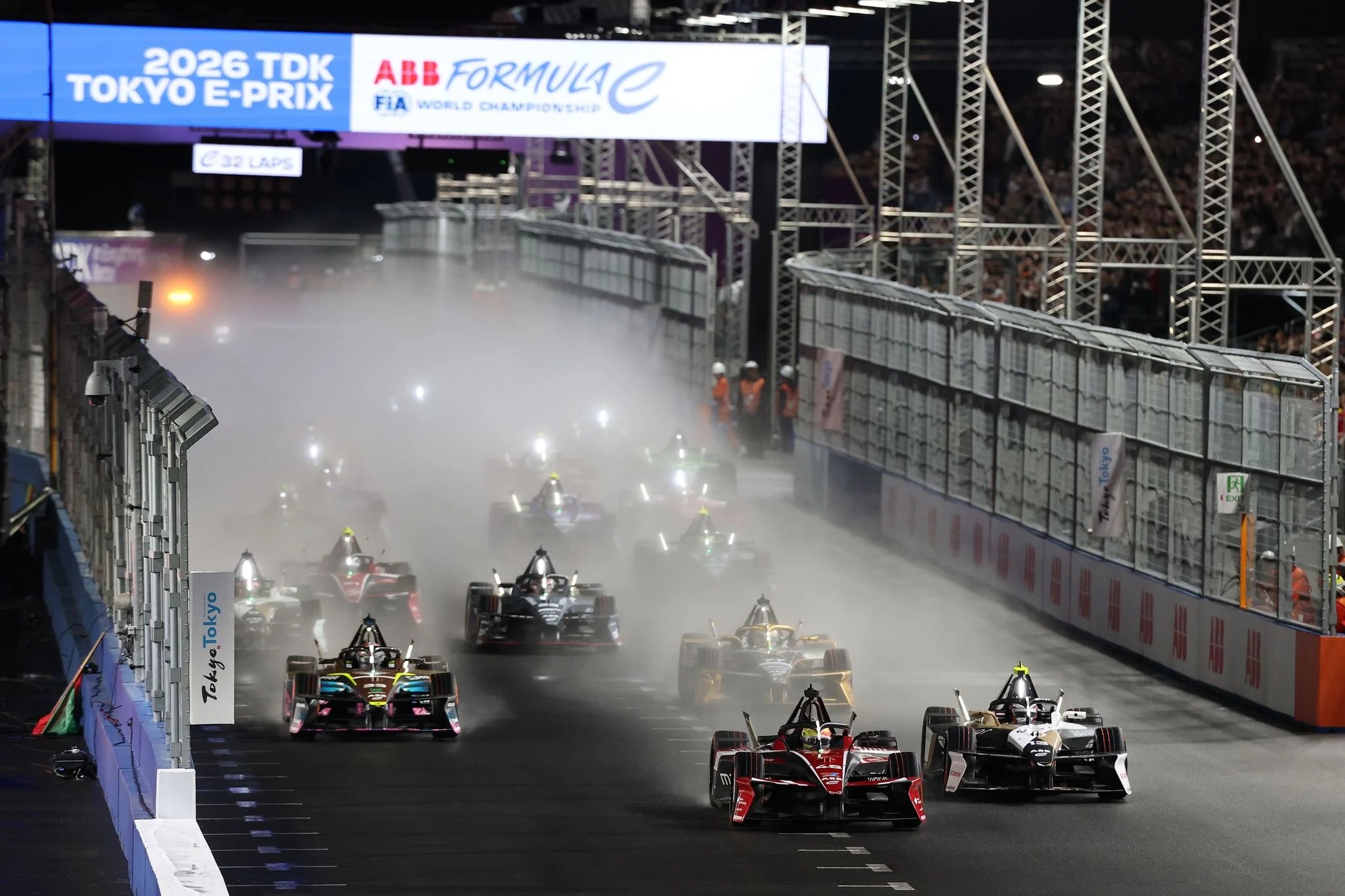 FULL RACE: Watch both races from the Tokyo nighttime double-header