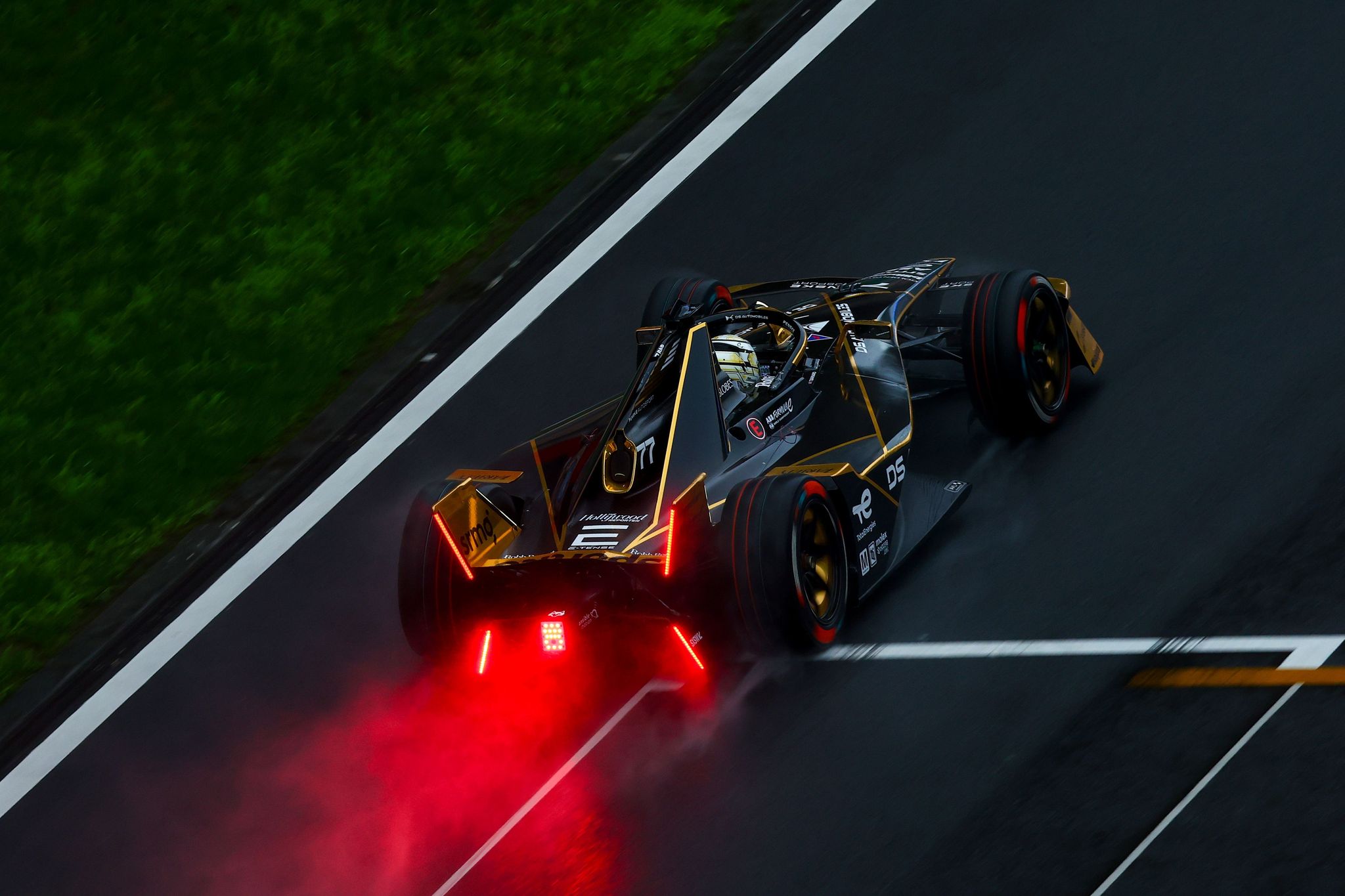 FP3 REPORT: Barnard tops the times in a session plagued by rain
