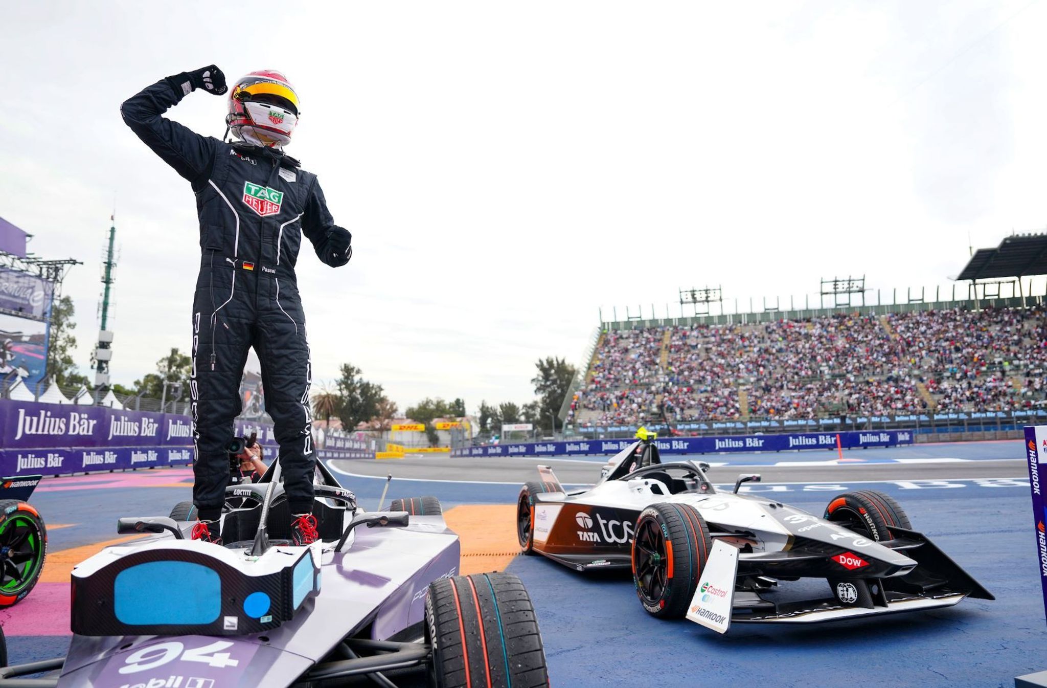 Pascal Wehrlein converts pole to Round 1 win in Mexico City E-Prix