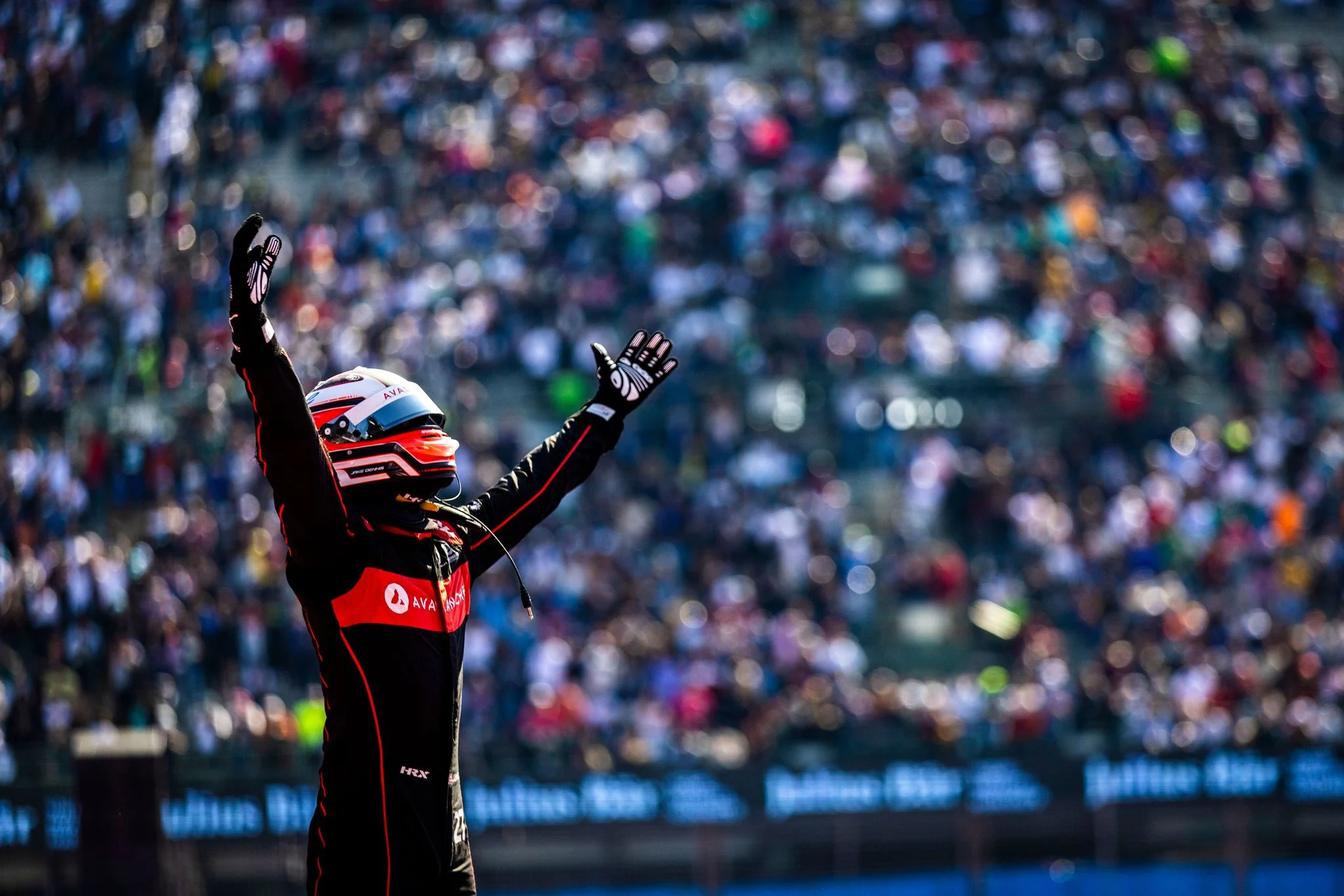 Dominant Dennis becomes first winner of GEN3 era in Mexico City