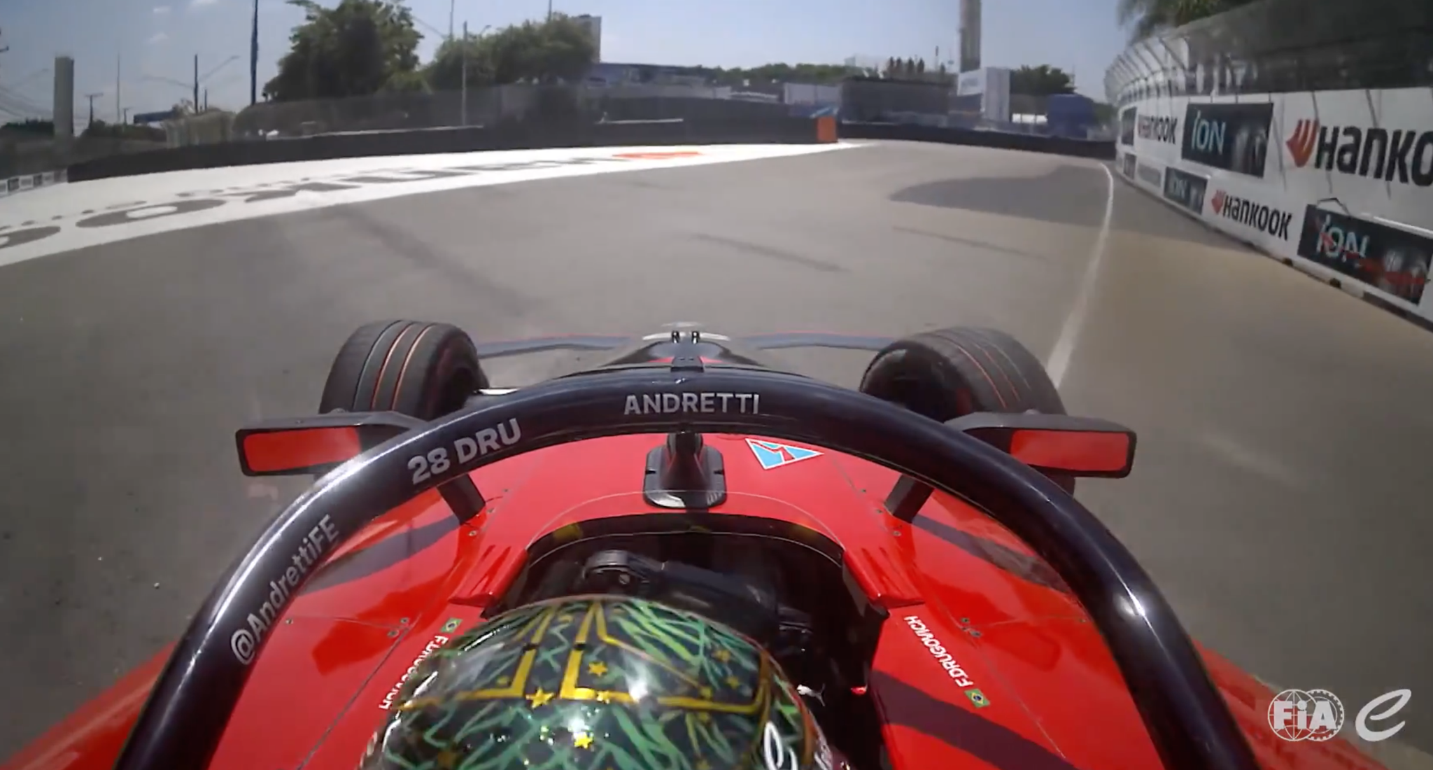 WATCH: Felipe Drugovich clips the barriers to end his São Paulo qualifying
