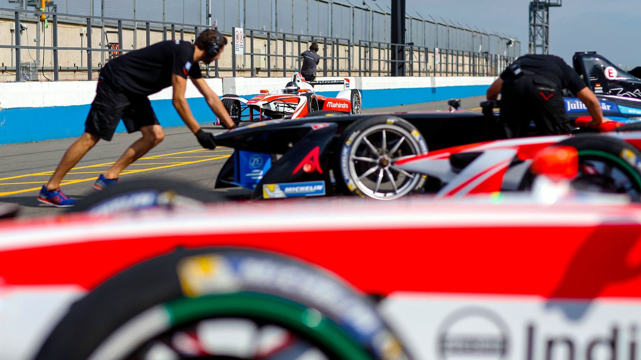 McLaren to supply new Formula E battery
