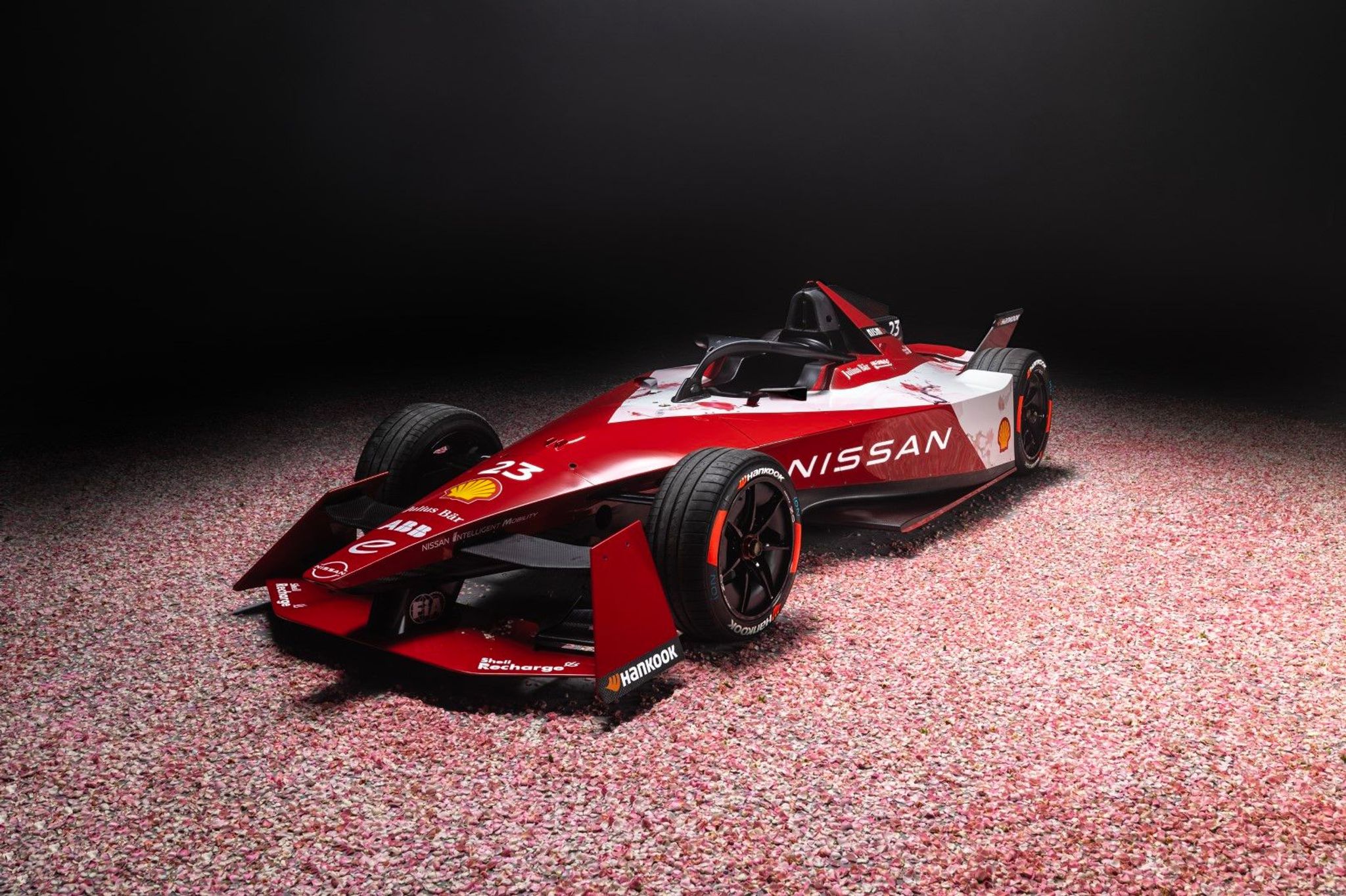 Nissan heralds fresh start and Gen3 era with cherry blossom-inspired livery
