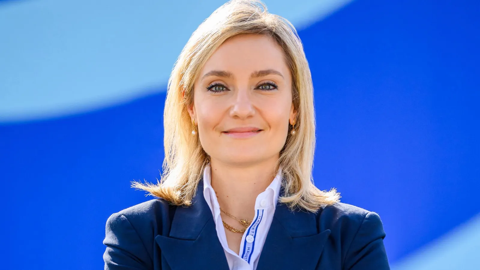 Item Image - Julia Pallé