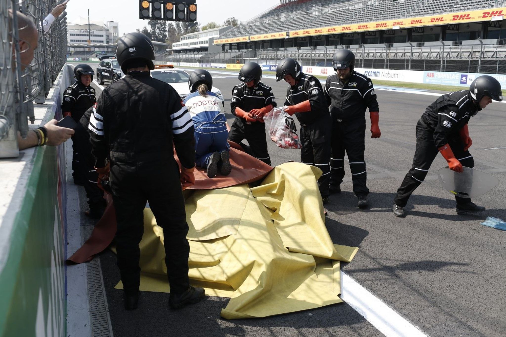 EXPLAINED: How Formula E's 'red car' extrication procedure works