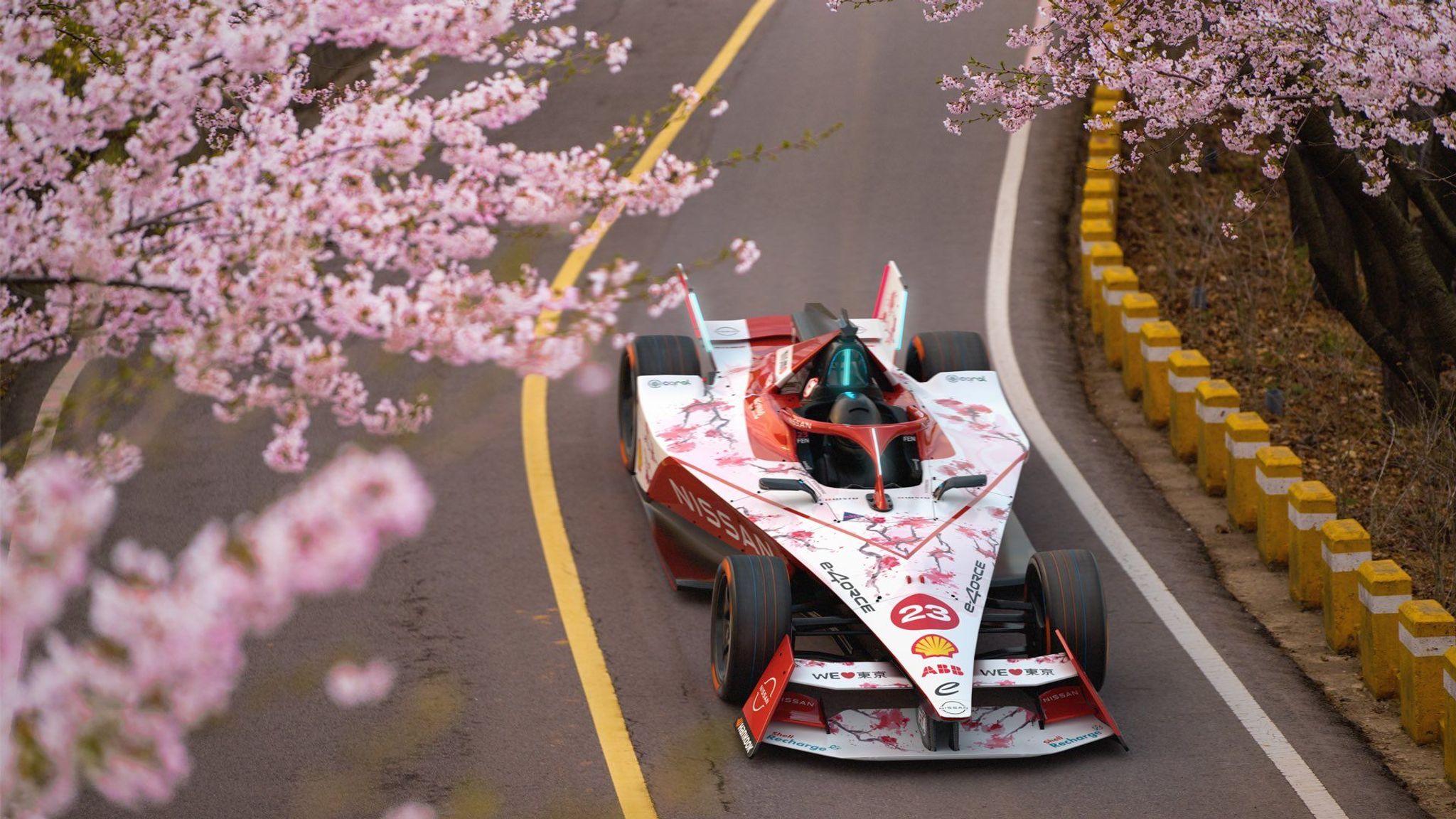 Nissan becomes first manufacturer to commit to Formula E GEN4
