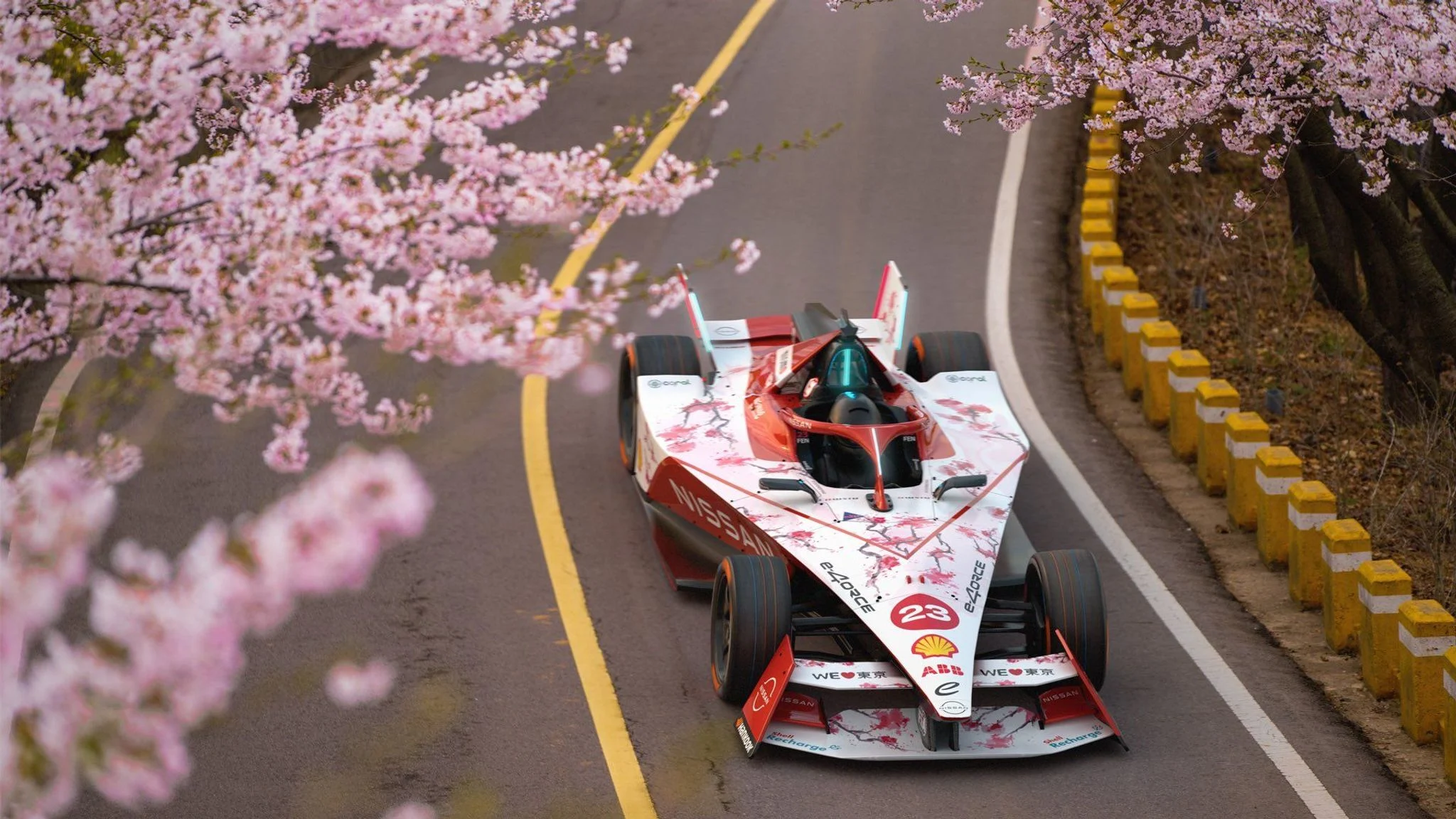 Nissan becomes first manufacturer to commit to Formula E GEN4
