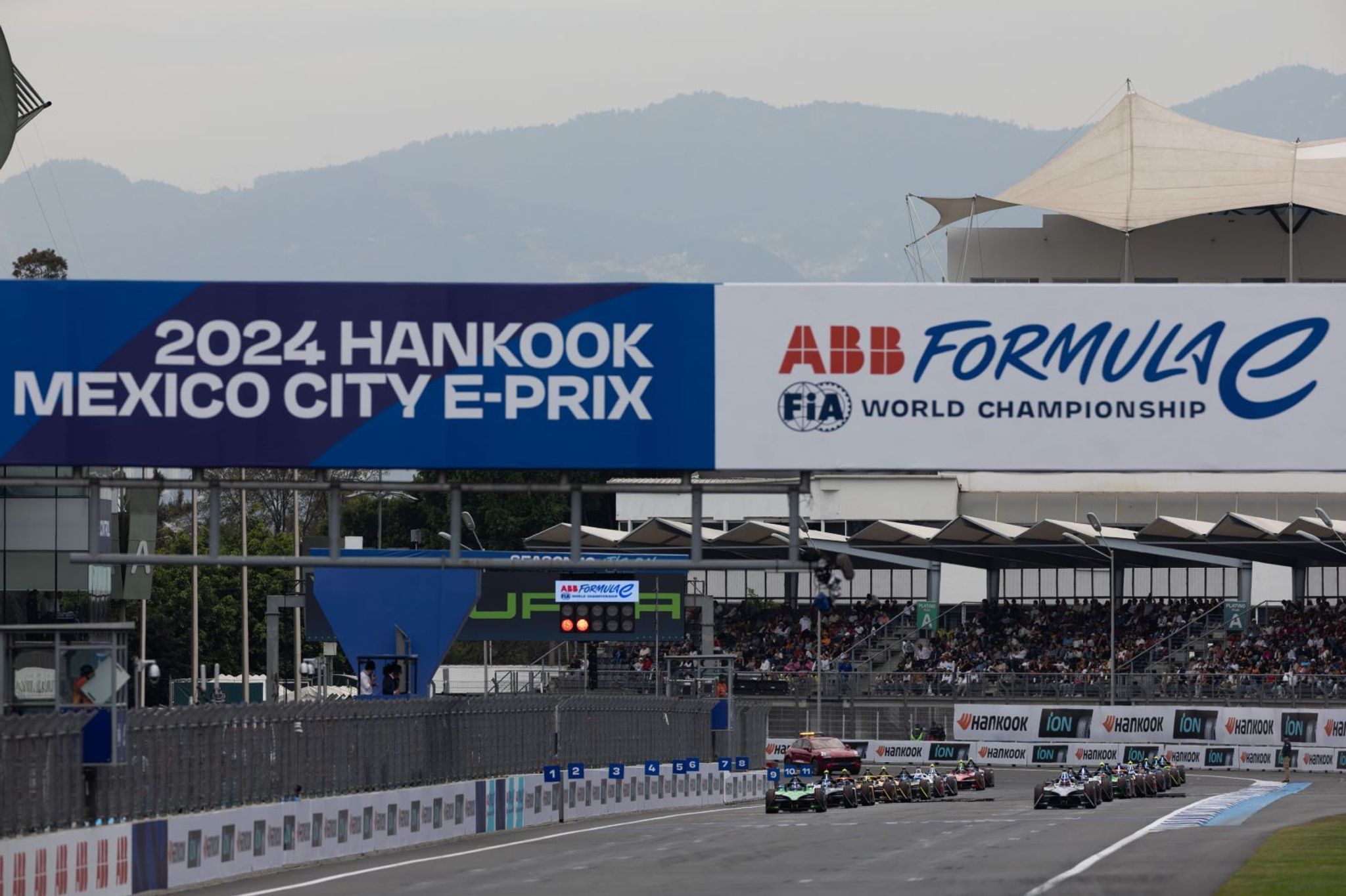 Flying start to Season 10 for Formula E on TV and social media