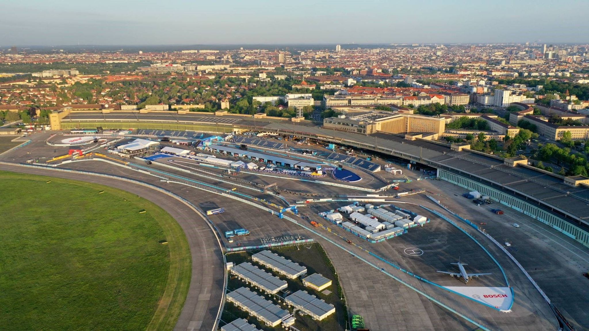 Formula E extends contract with Berlin's Tempelhof Airport for another two years