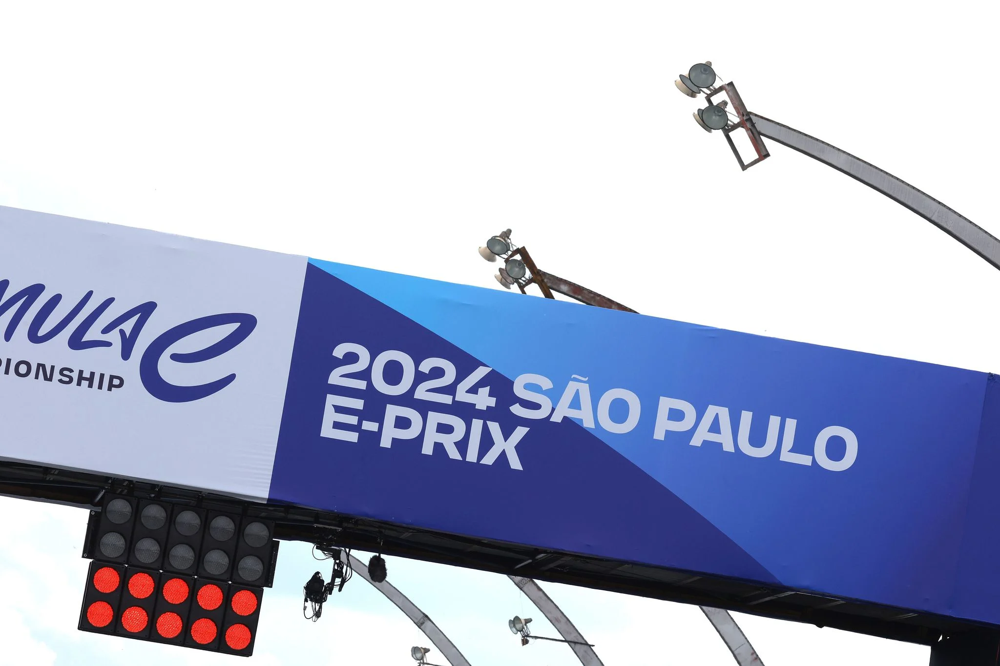 Where and how to watch Formula E and the 2024/25, Season 11 São Paulo E-Prix in your country