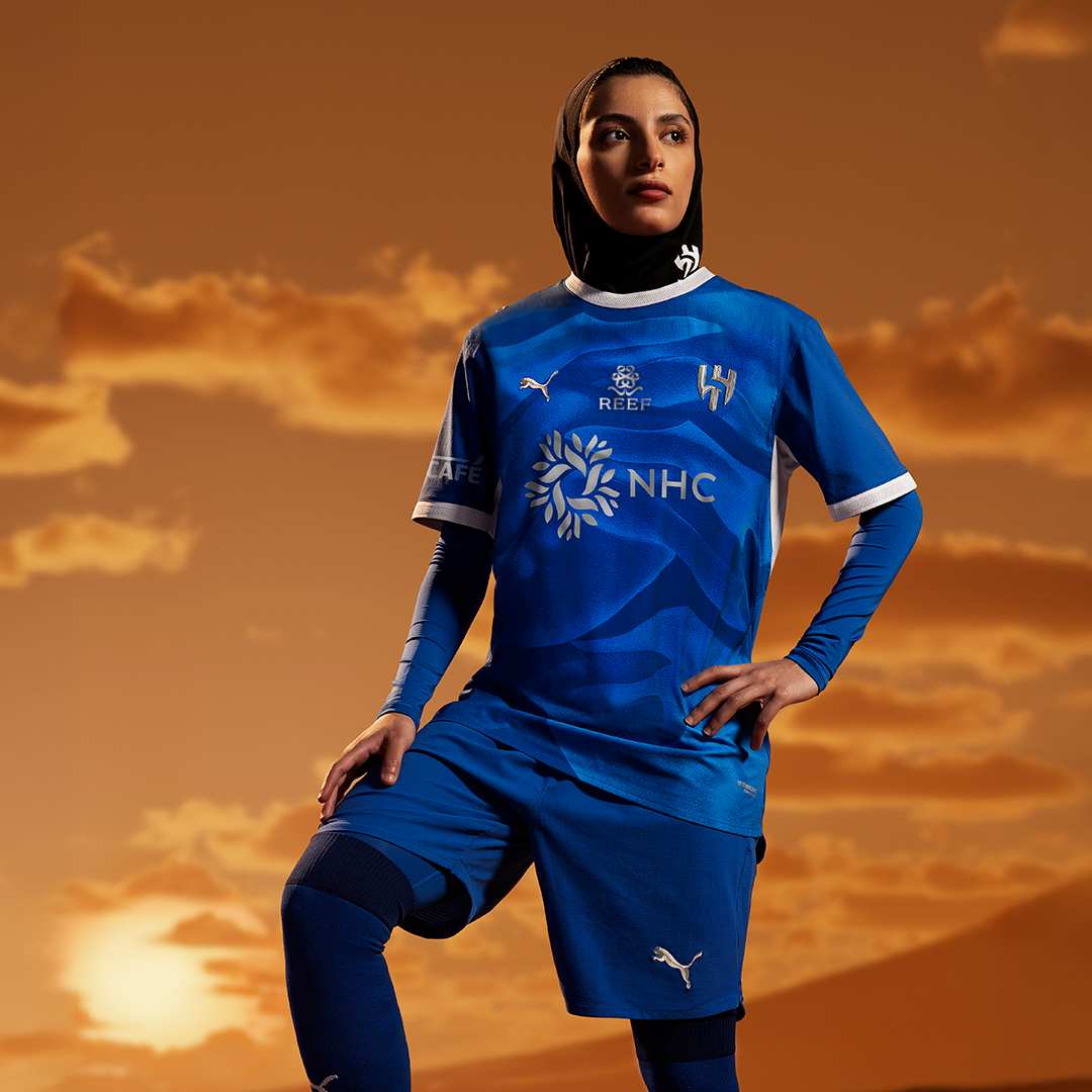 women Home kit 26/27