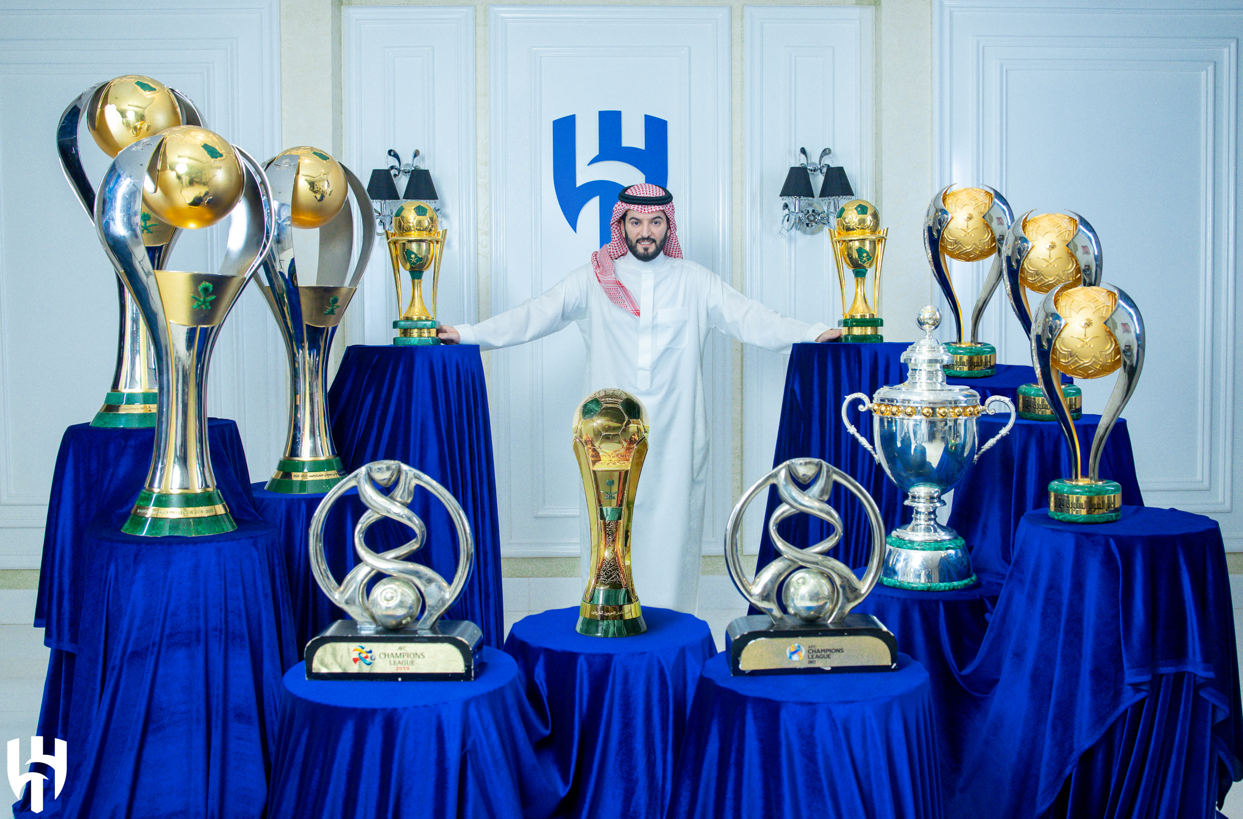 "بن نافل" يعلن قراره بعدم الترشح لفترة جديدة 