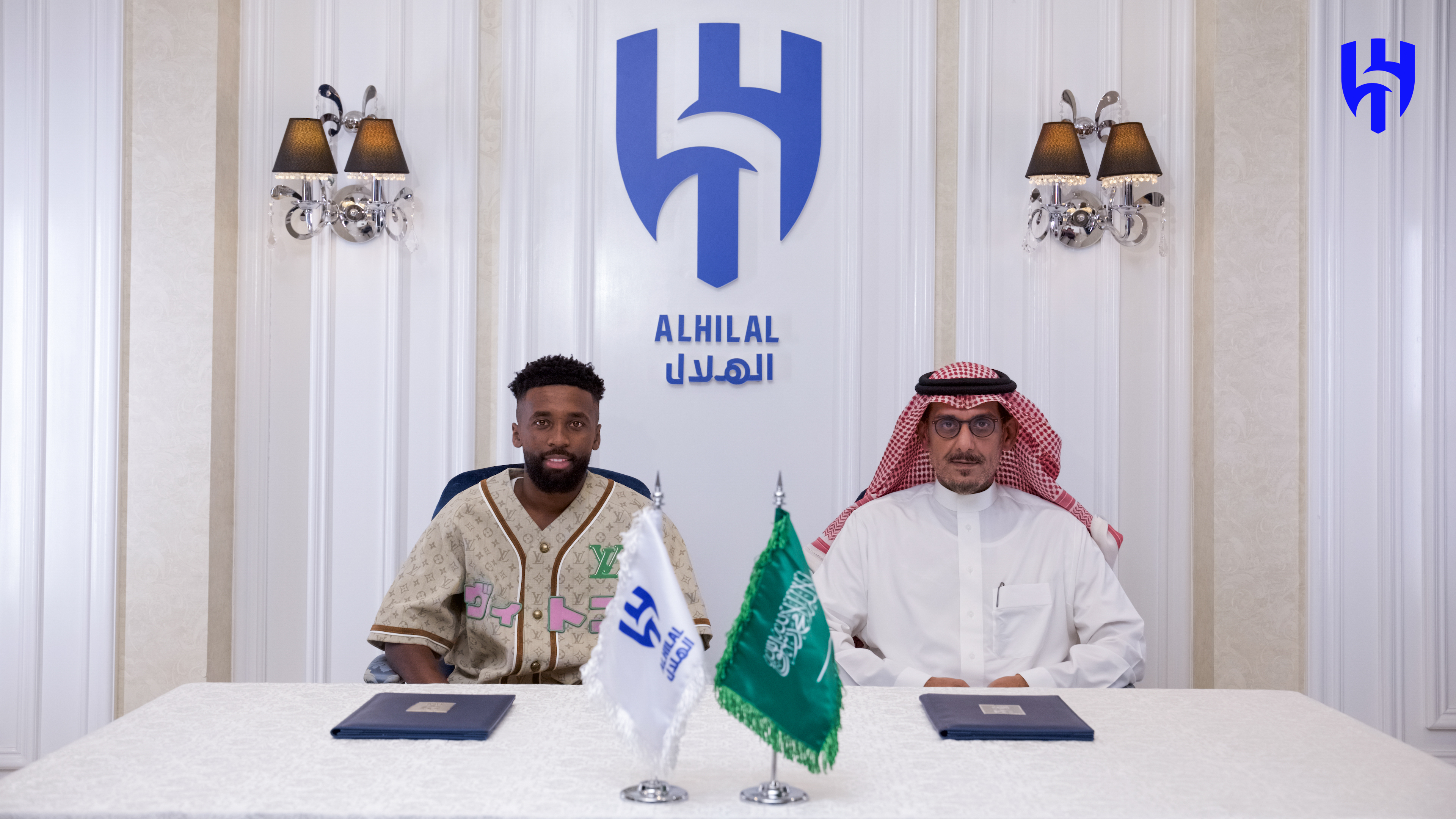 Hamad signing
