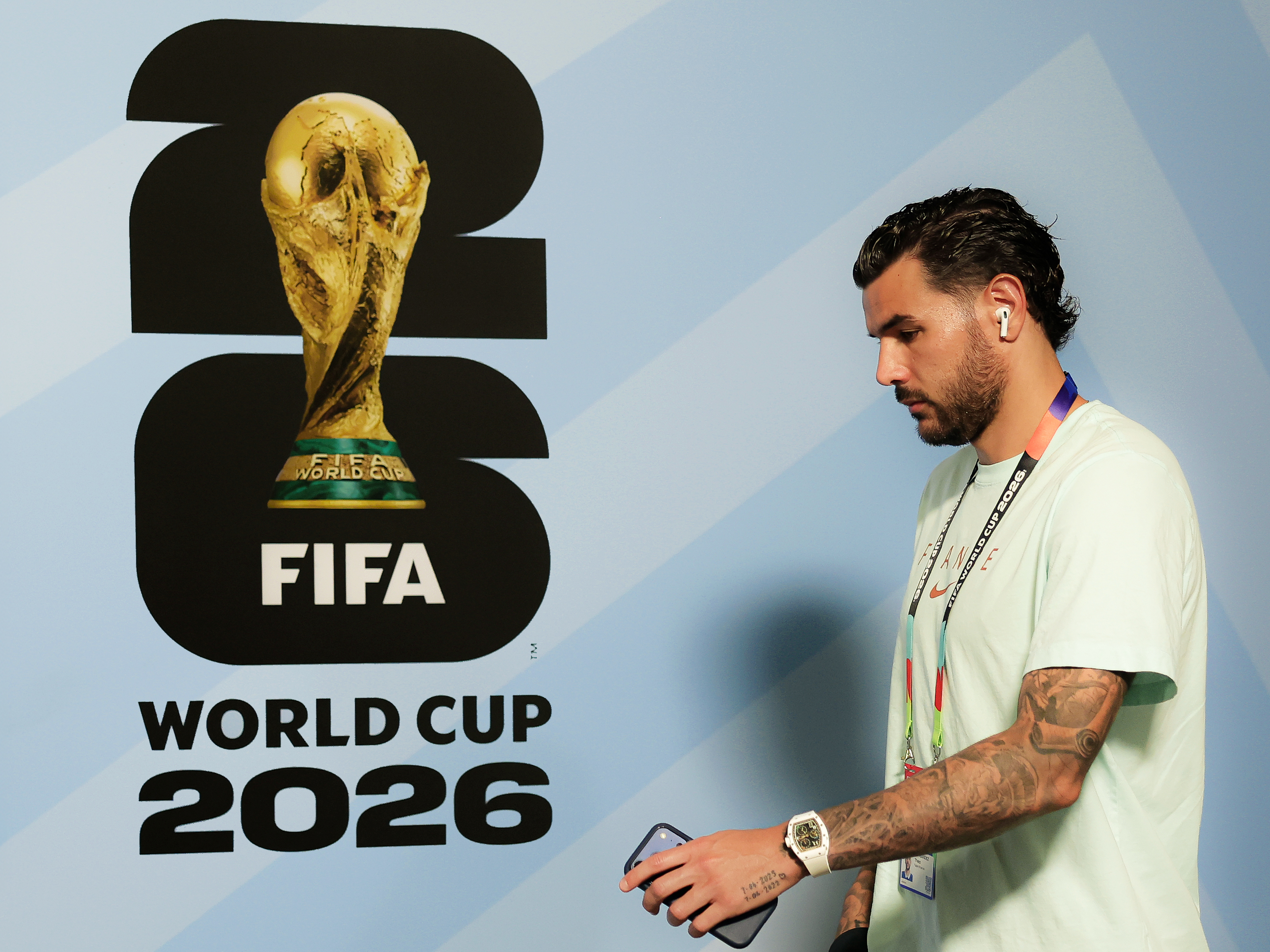 Theo to the World Cup Quarter-finals